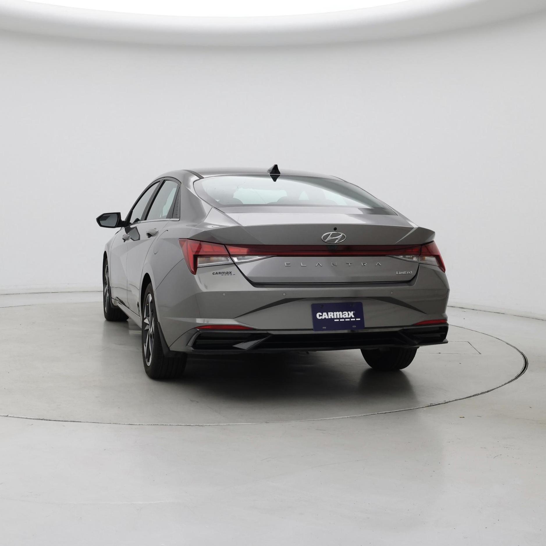 Thumbnail: 2023 Hyundai Elantra - 6