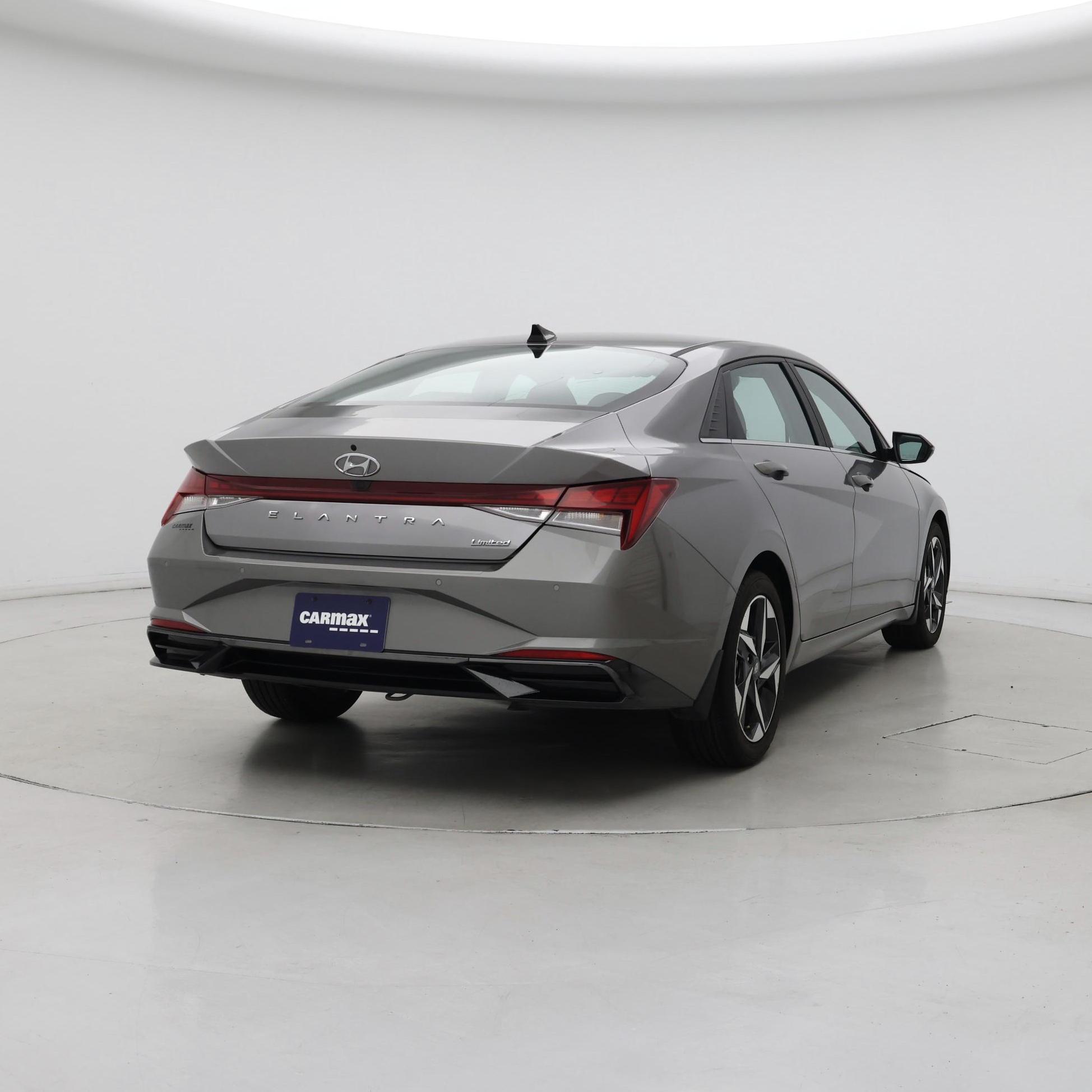 Thumbnail: 2023 Hyundai Elantra - 8