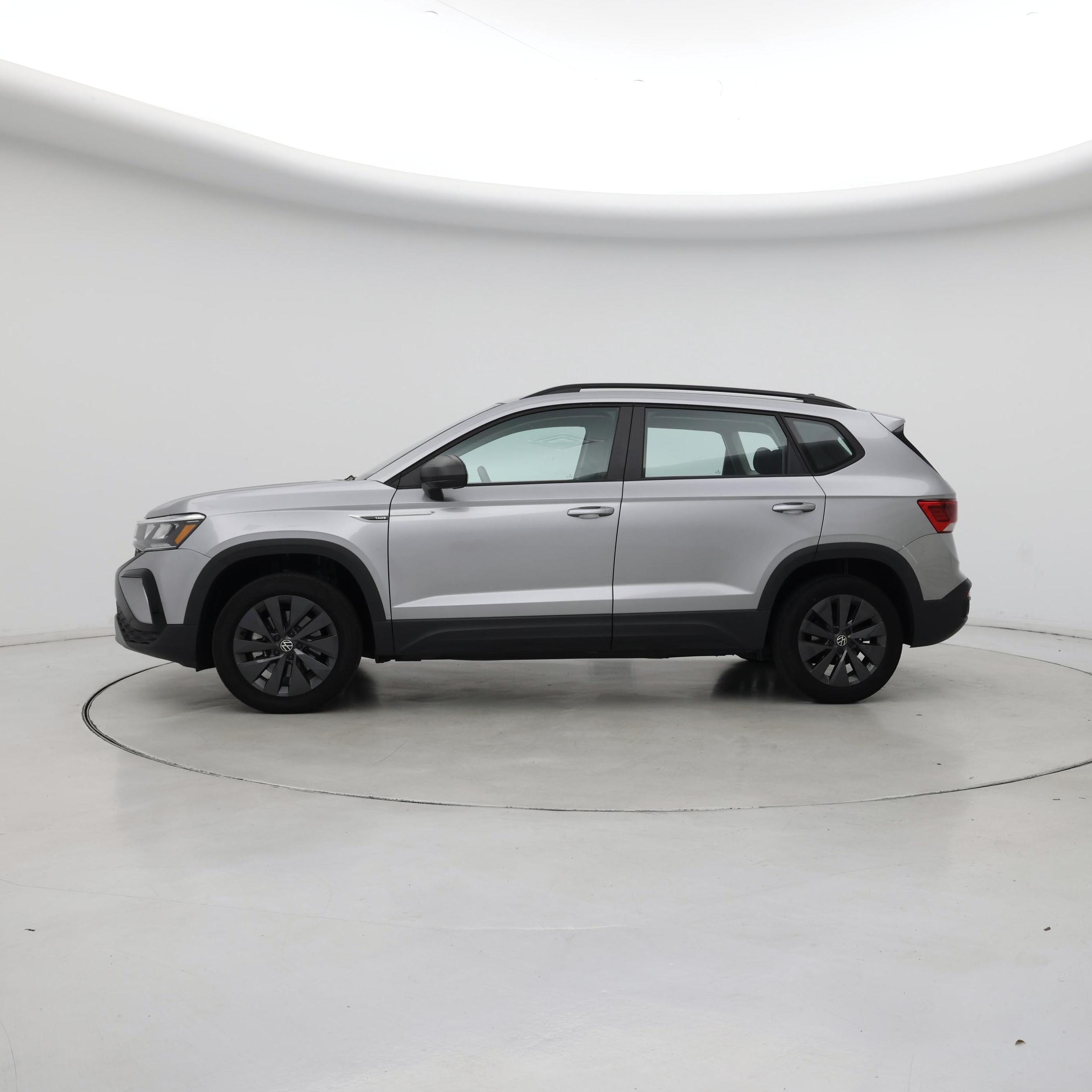 Thumbnail: 2023 Volkswagen Taos - 3