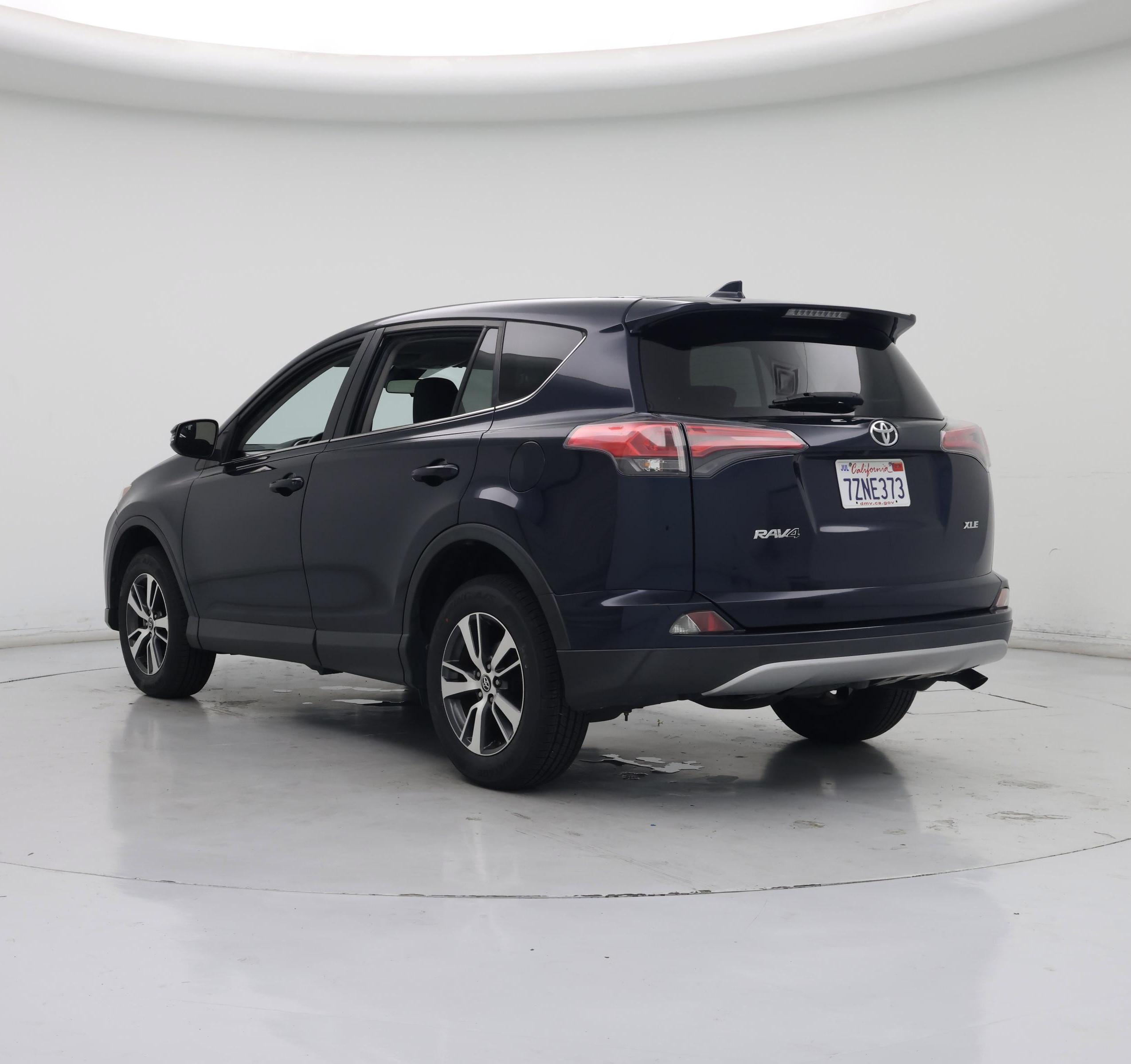 Thumbnail: 2017 Toyota RAV4 - 2