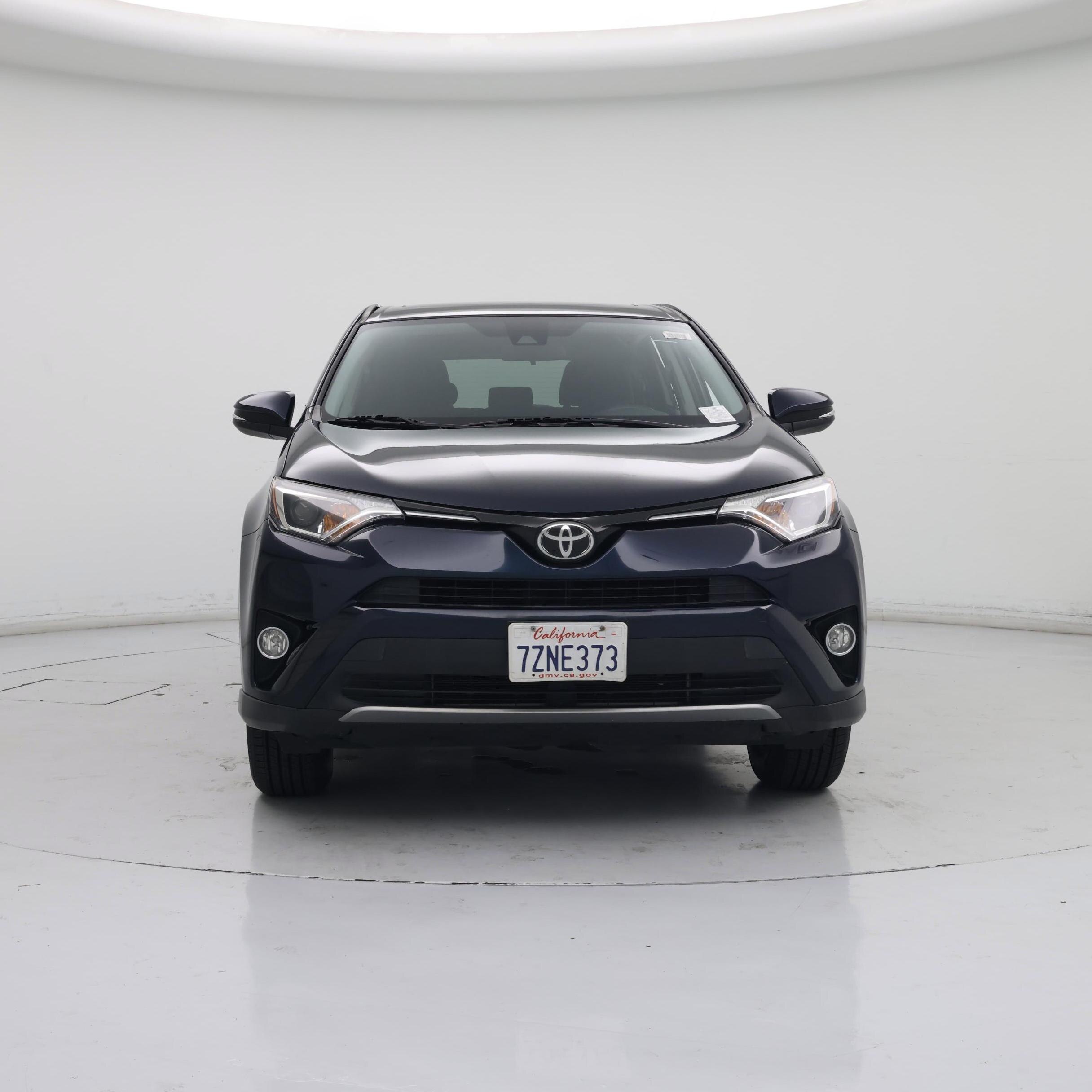 Thumbnail: 2017 Toyota RAV4 - 5