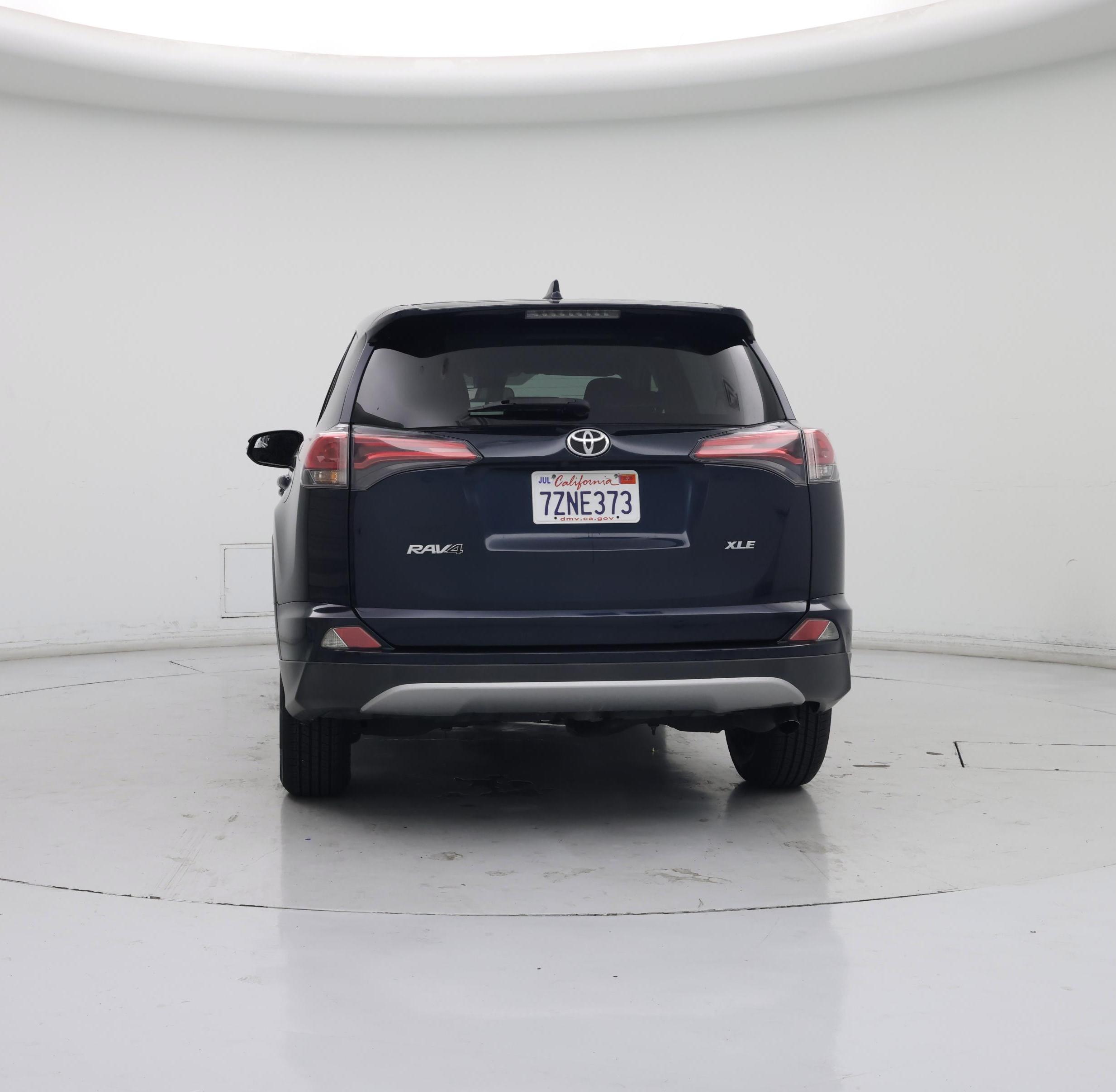 Thumbnail: 2017 Toyota RAV4 - 6