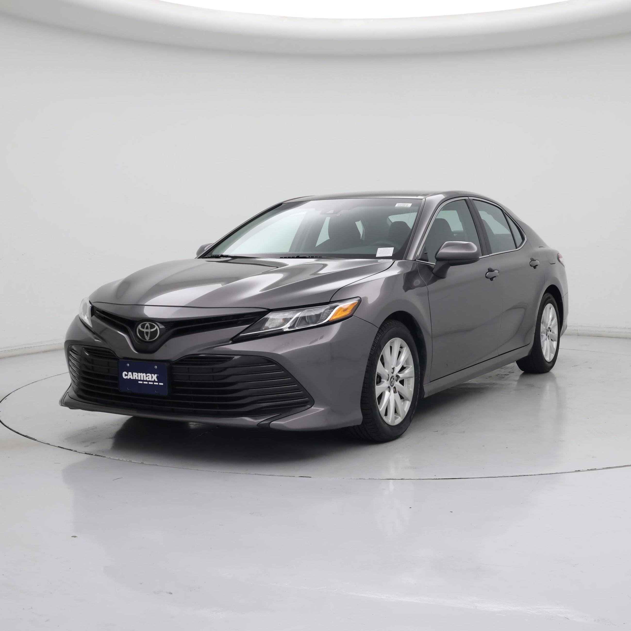 Thumbnail: 2018 Toyota Camry - 4