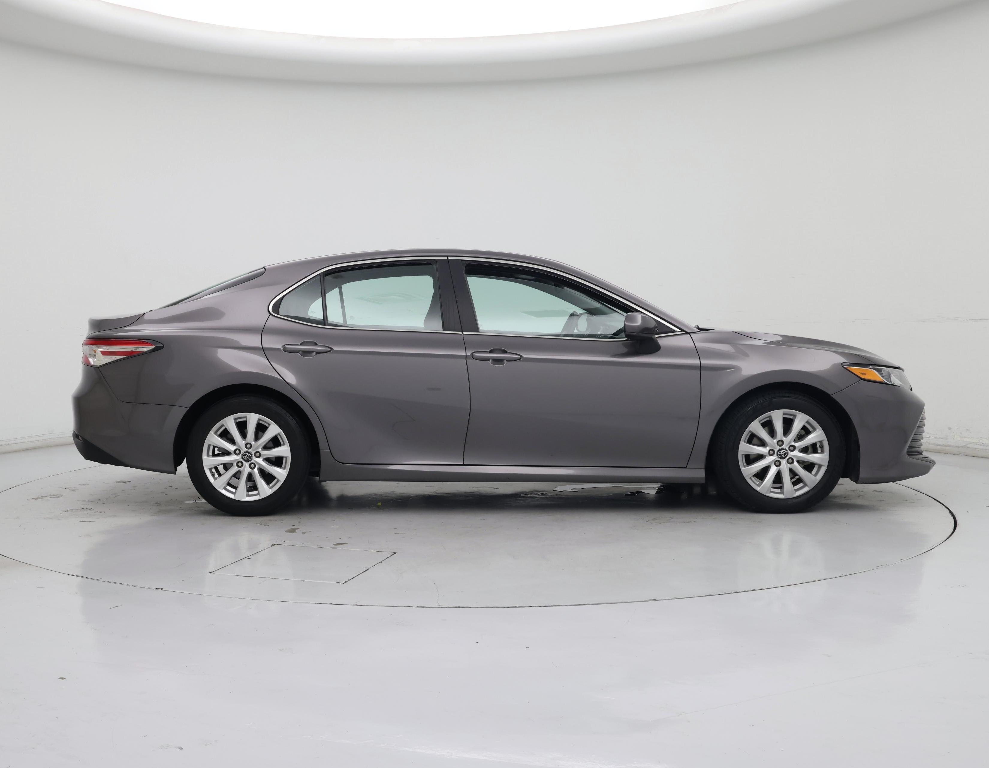 Thumbnail: 2018 Toyota Camry - 7