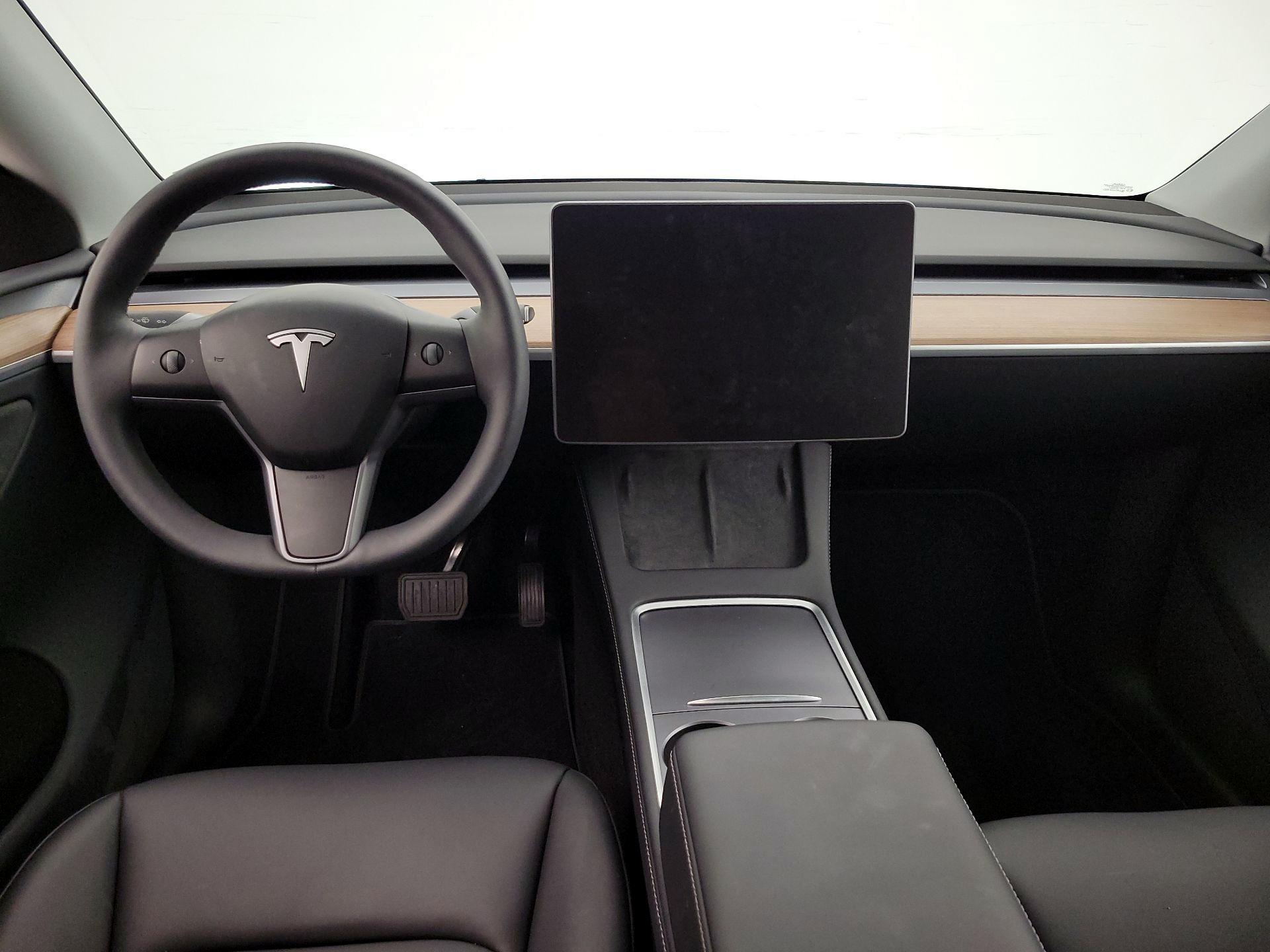 Thumbnail: 2023 Tesla Model Y - 9