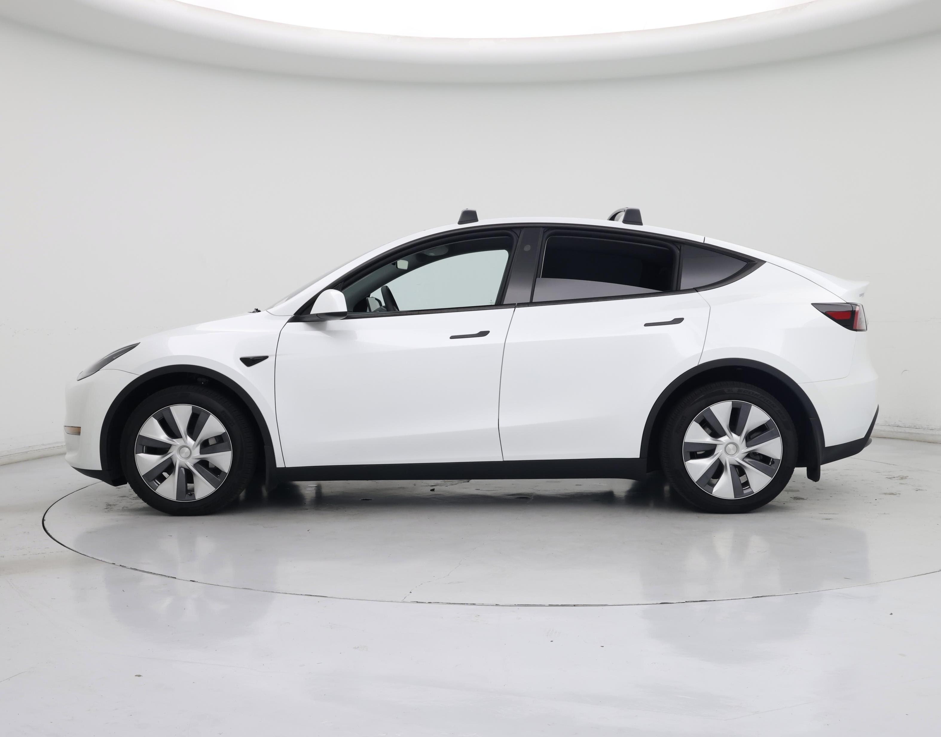 Thumbnail: 2023 Tesla Model Y - 3