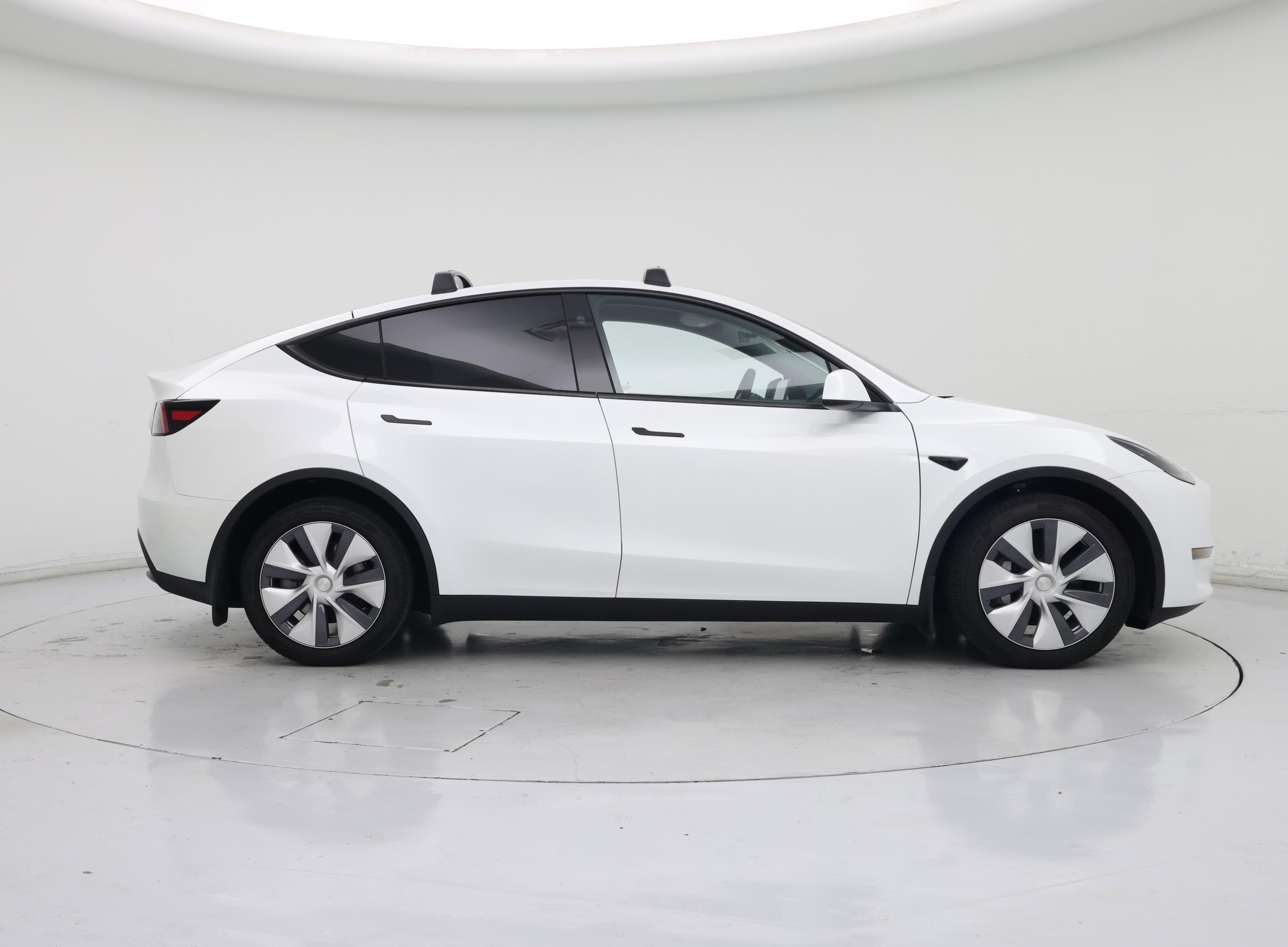 Thumbnail: 2023 Tesla Model Y - 7