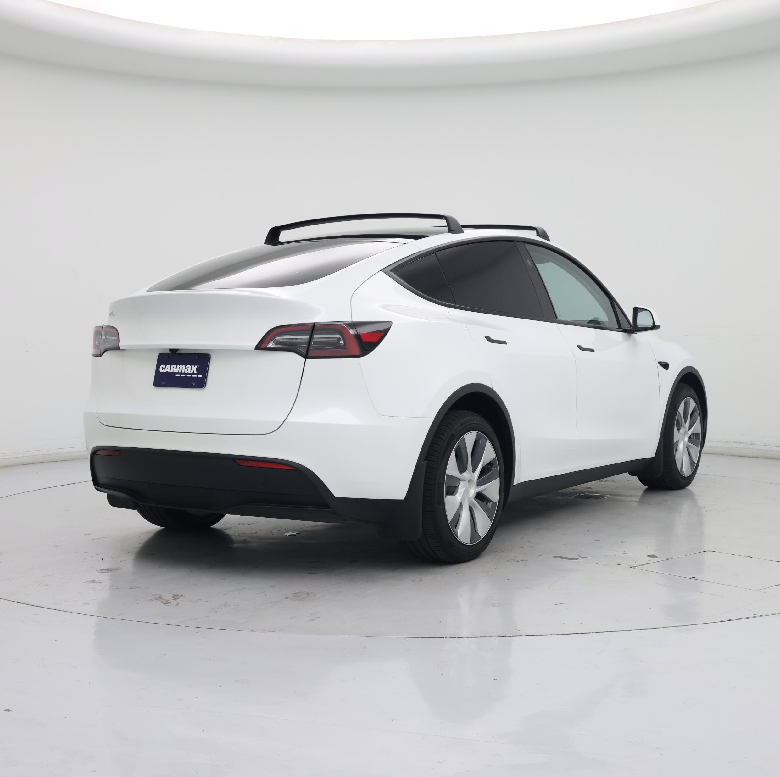 Thumbnail: 2023 Tesla Model Y - 8