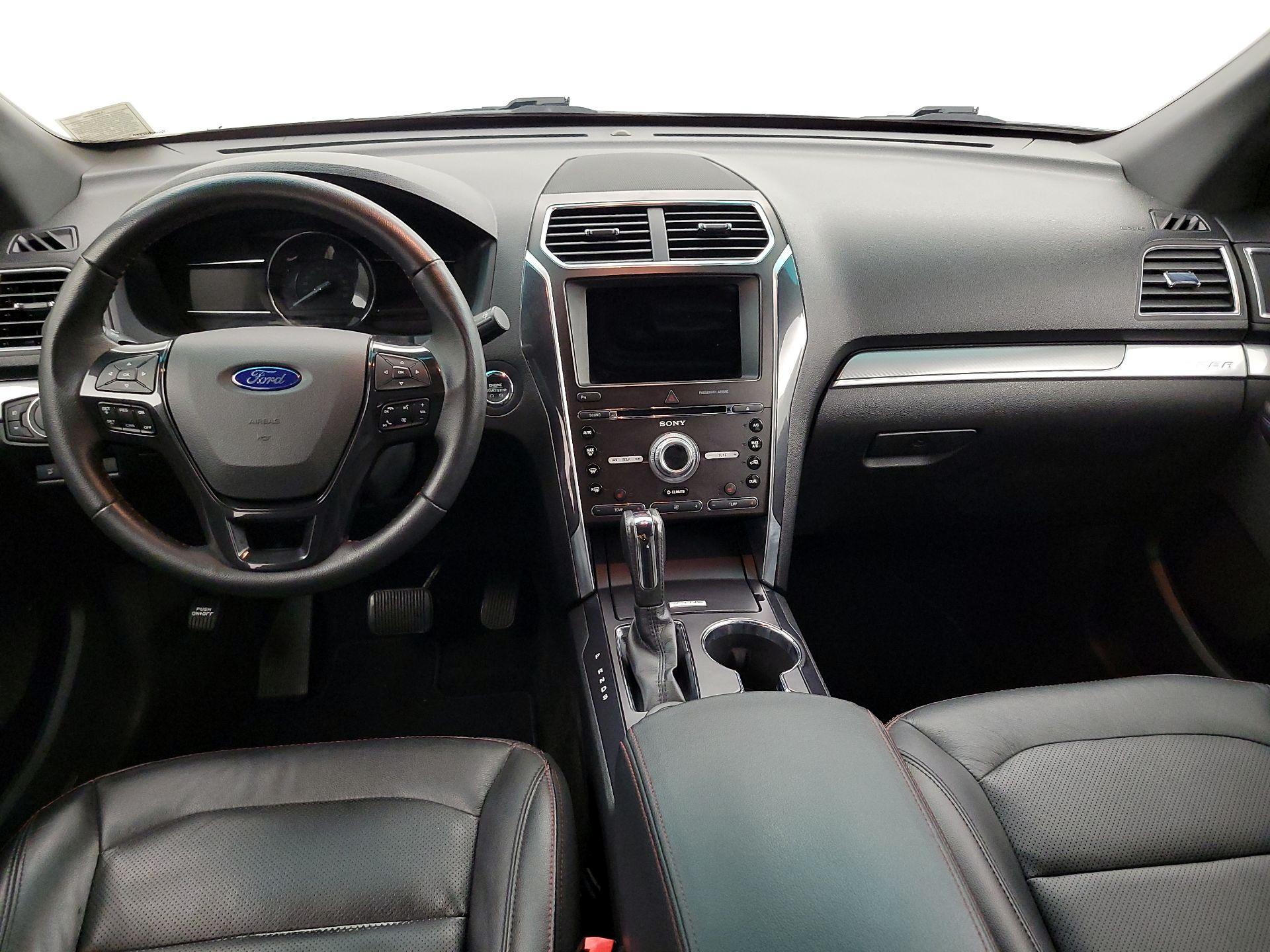 Thumbnail: 2017 Ford Explorer - 9