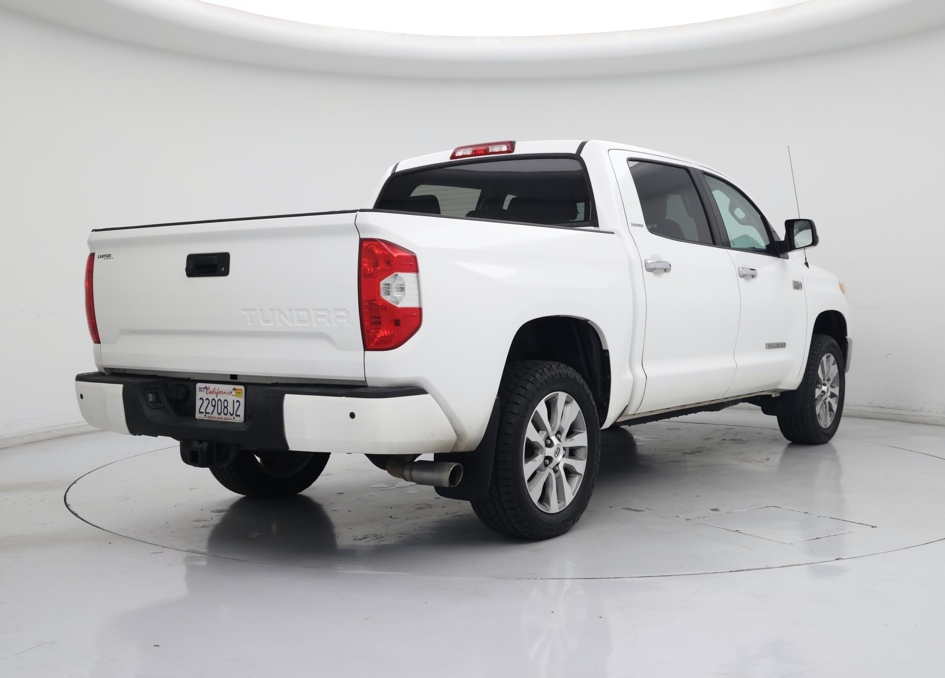 Thumbnail: 2017 Toyota Tundra - 8