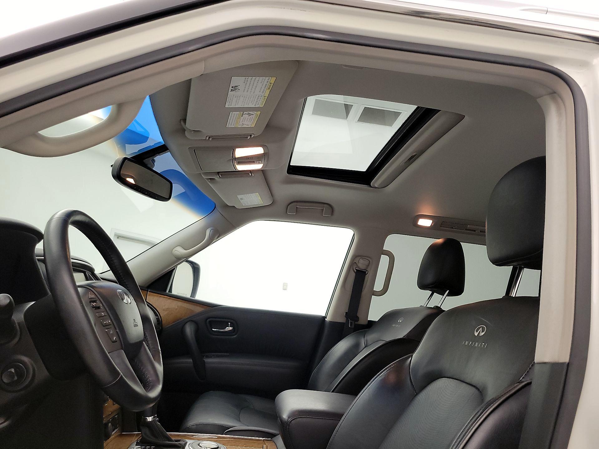 Thumbnail: 2014 INFINITI QX80 - 20