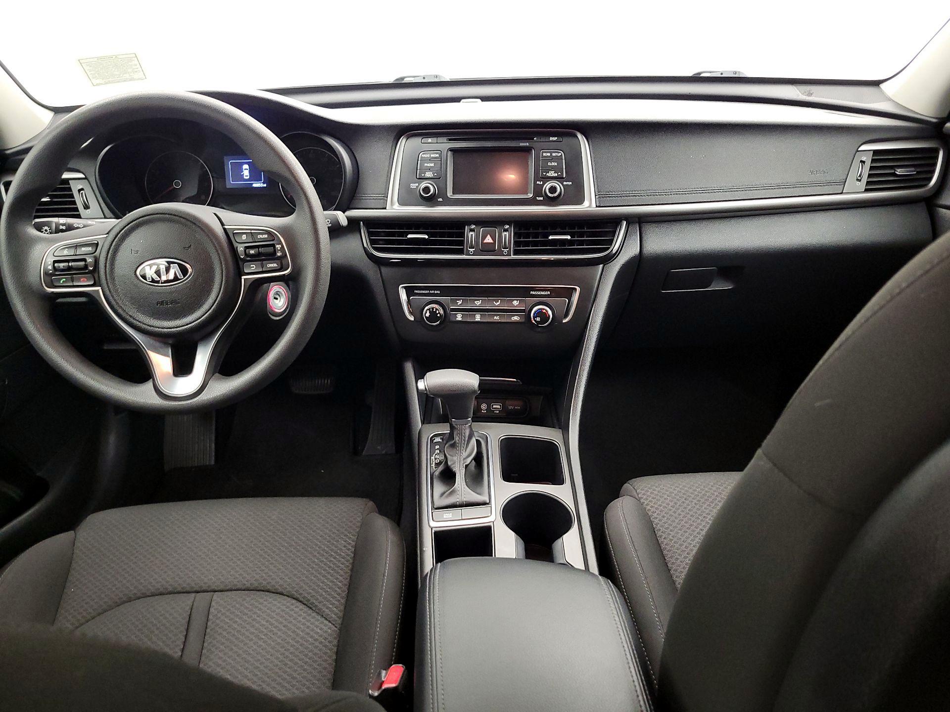 Thumbnail: 2016 Kia Optima - 9