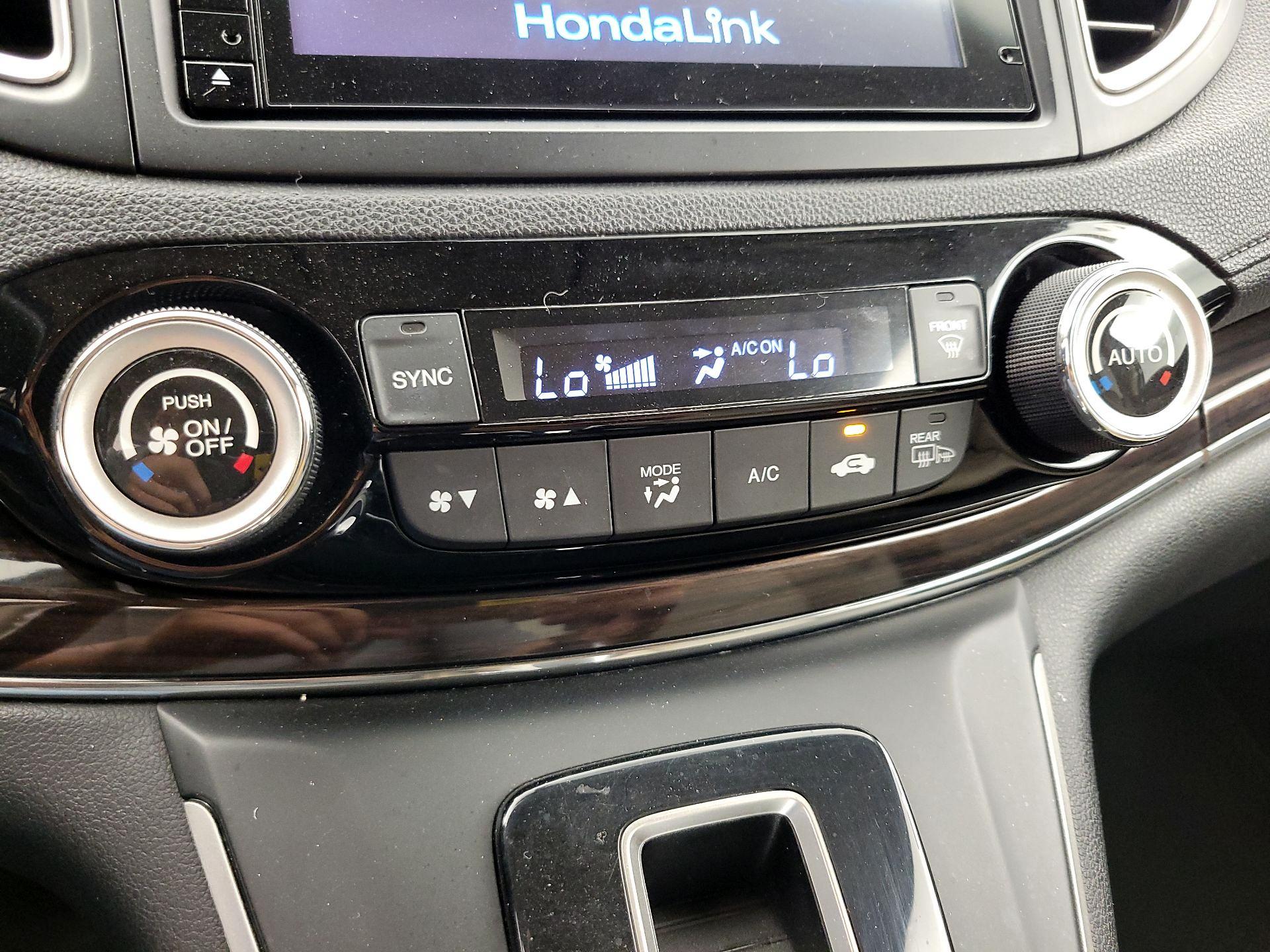 Thumbnail: 2015 Honda CR-V - 17