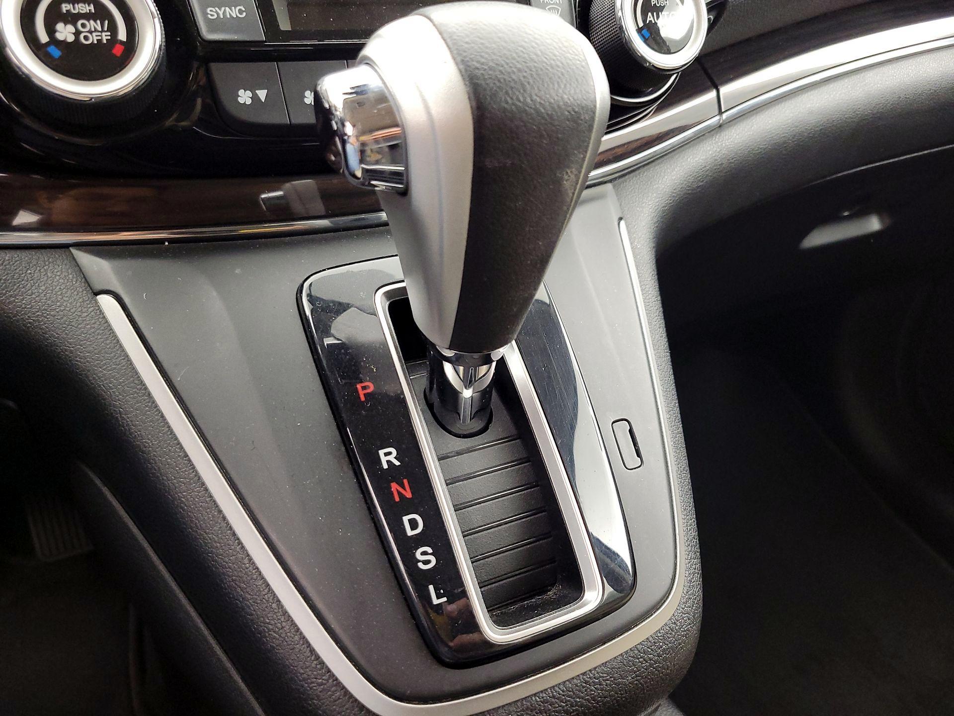 Thumbnail: 2015 Honda CR-V - 18