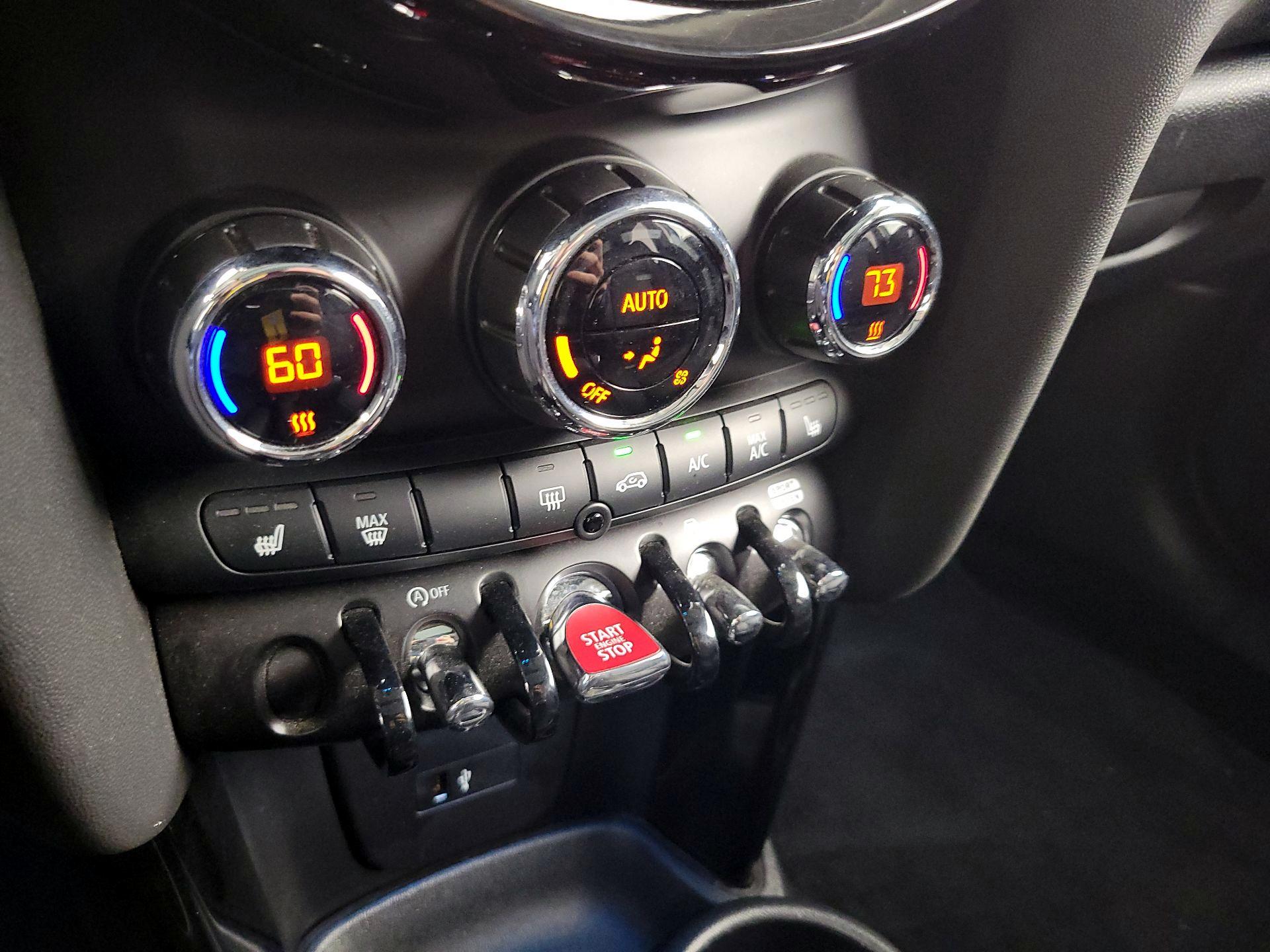 Thumbnail: 2024 MINI Cooper Hardtop - 17
