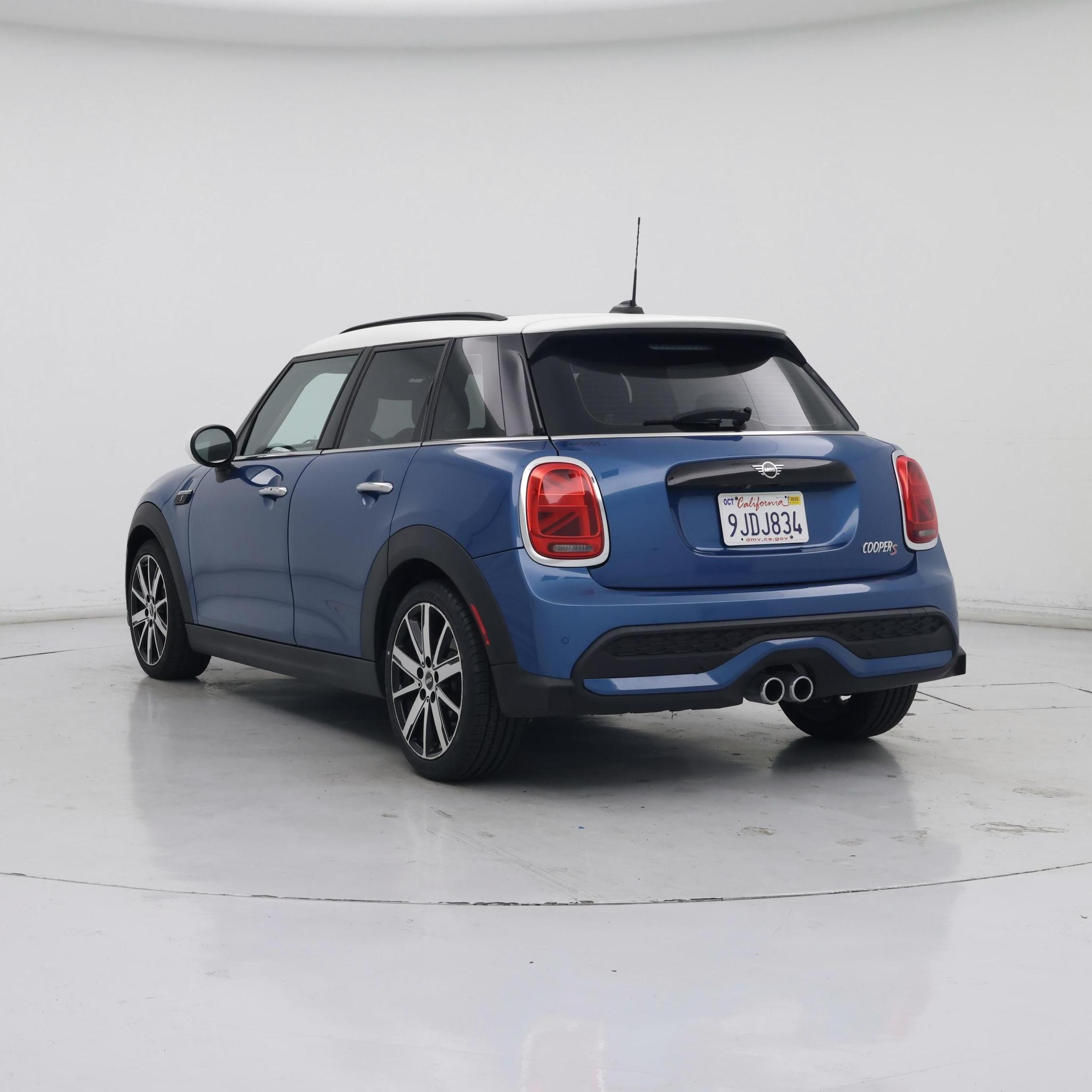 Thumbnail: 2024 MINI Cooper Hardtop - 2