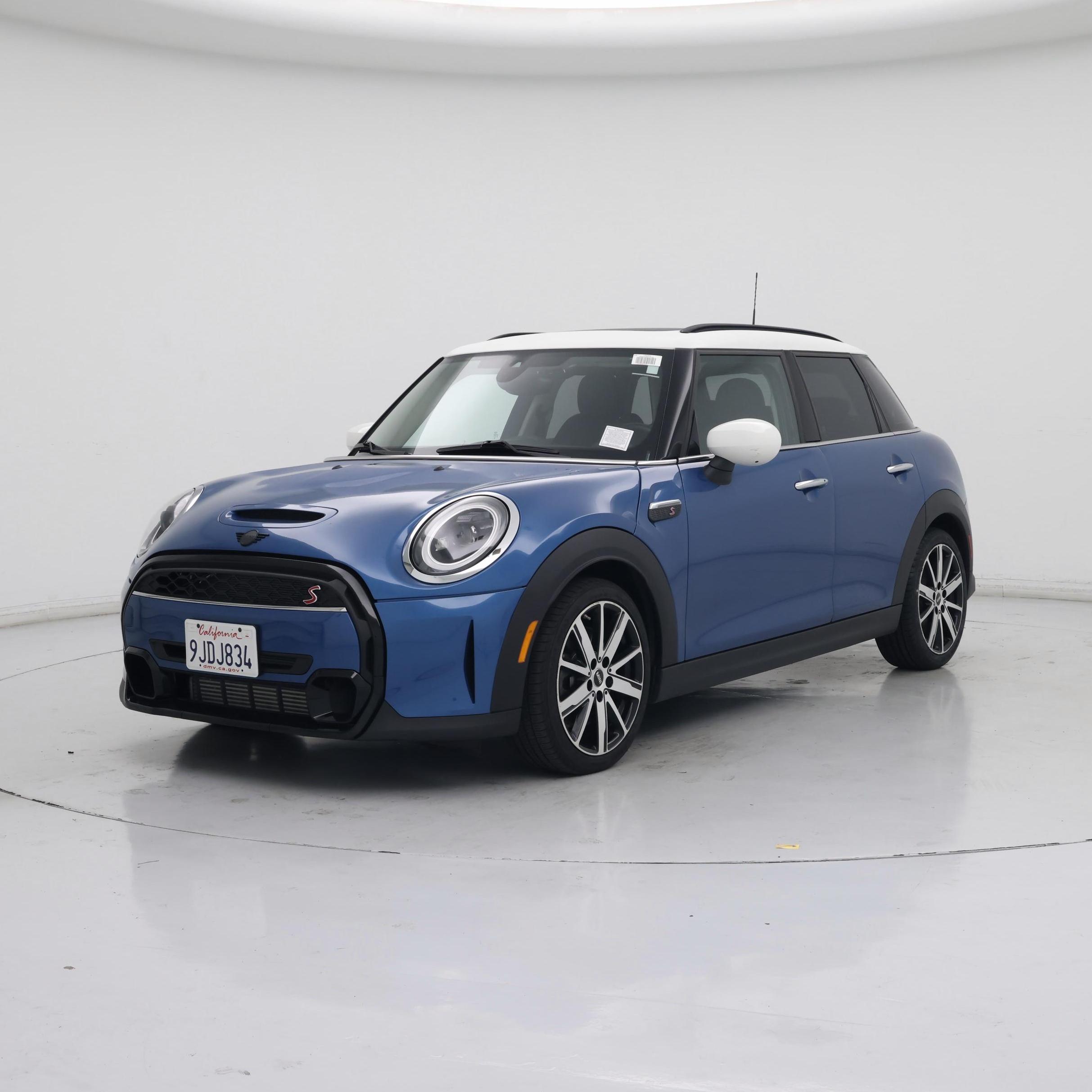 Thumbnail: 2024 MINI Cooper Hardtop - 4