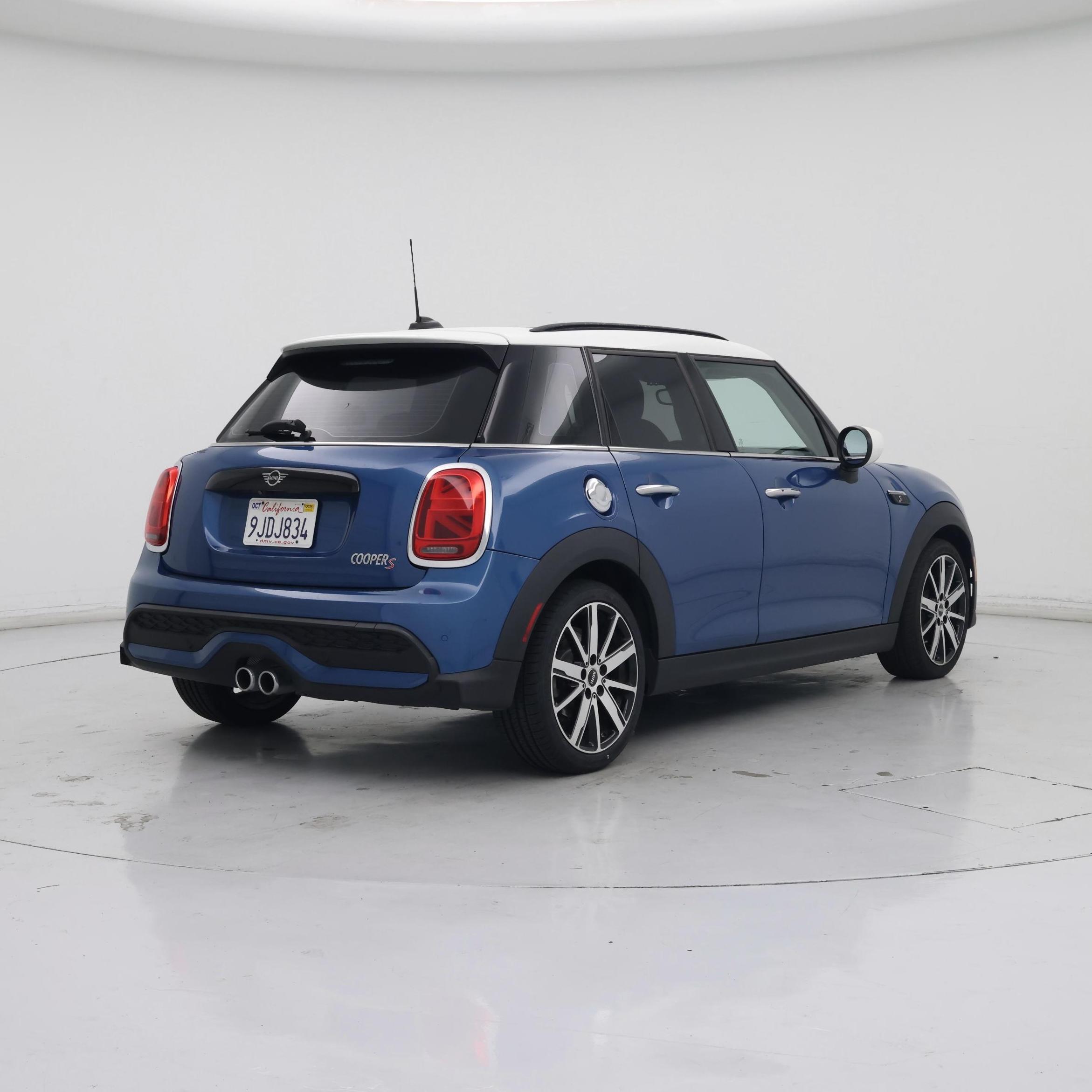 Thumbnail: 2024 MINI Cooper Hardtop - 8