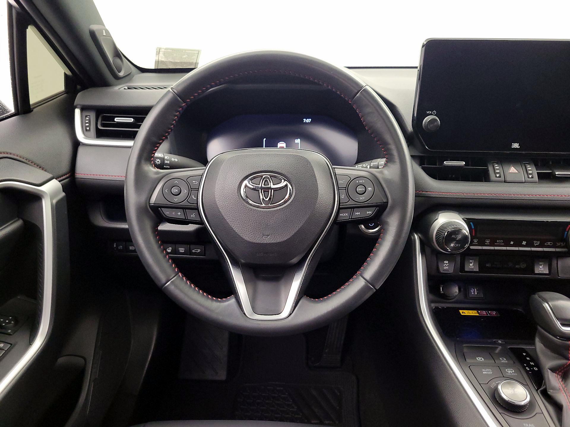 Thumbnail: 2024 Toyota RAV4 - 10