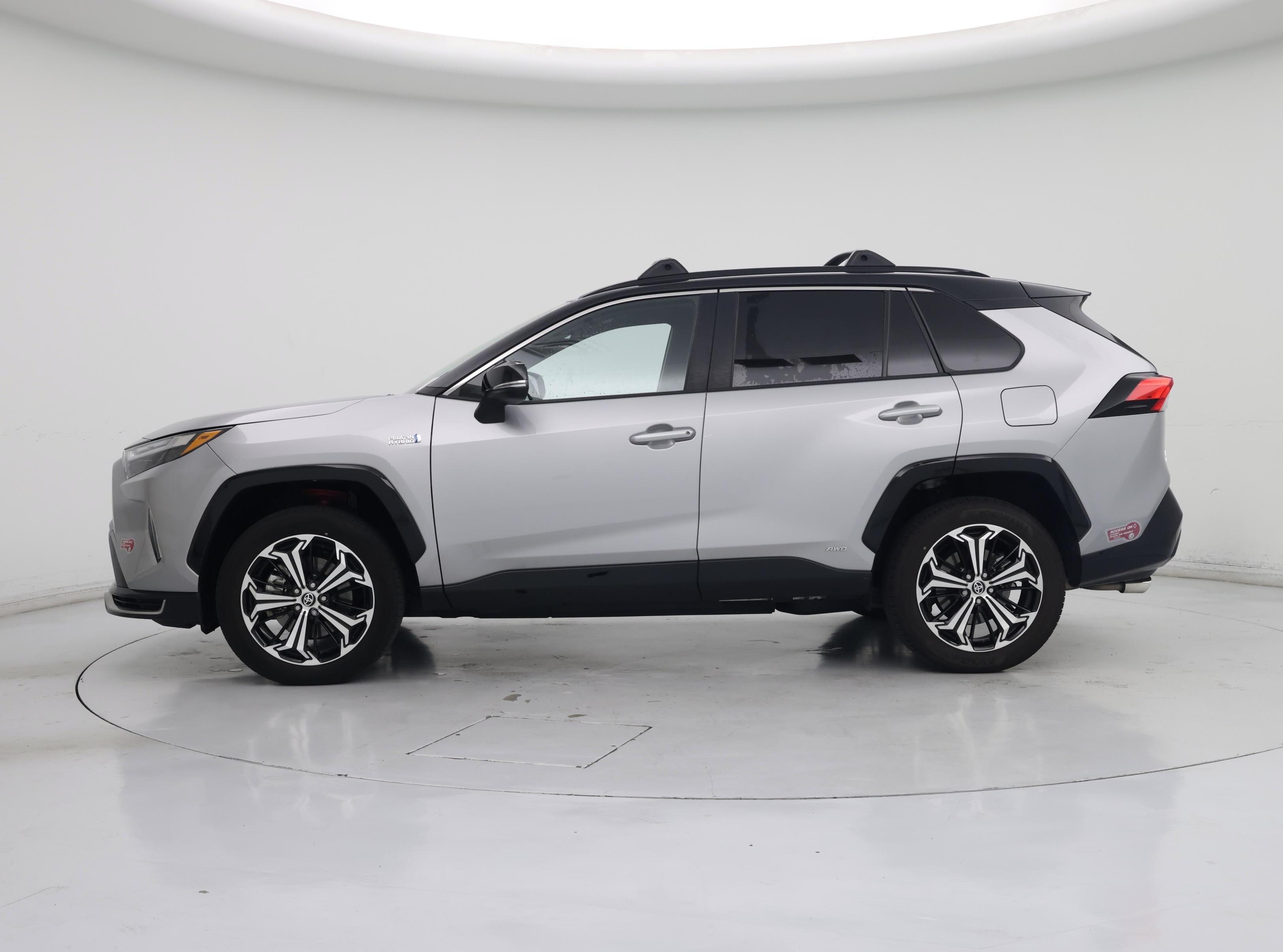 Thumbnail: 2024 Toyota RAV4 - 3