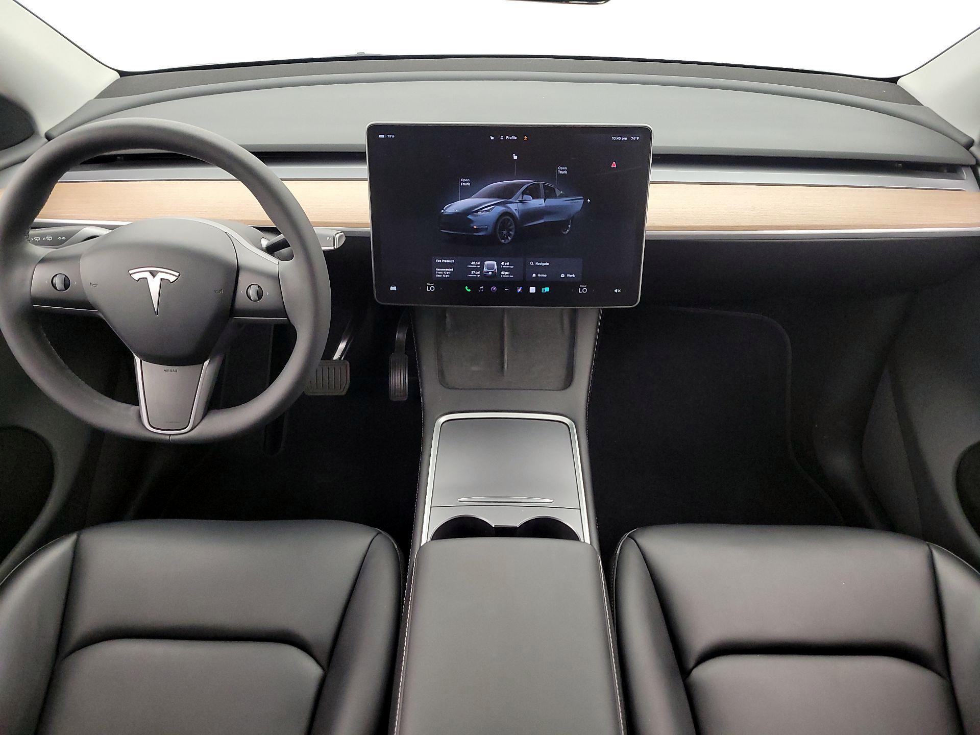 Thumbnail: 2024 Tesla Model Y - 9