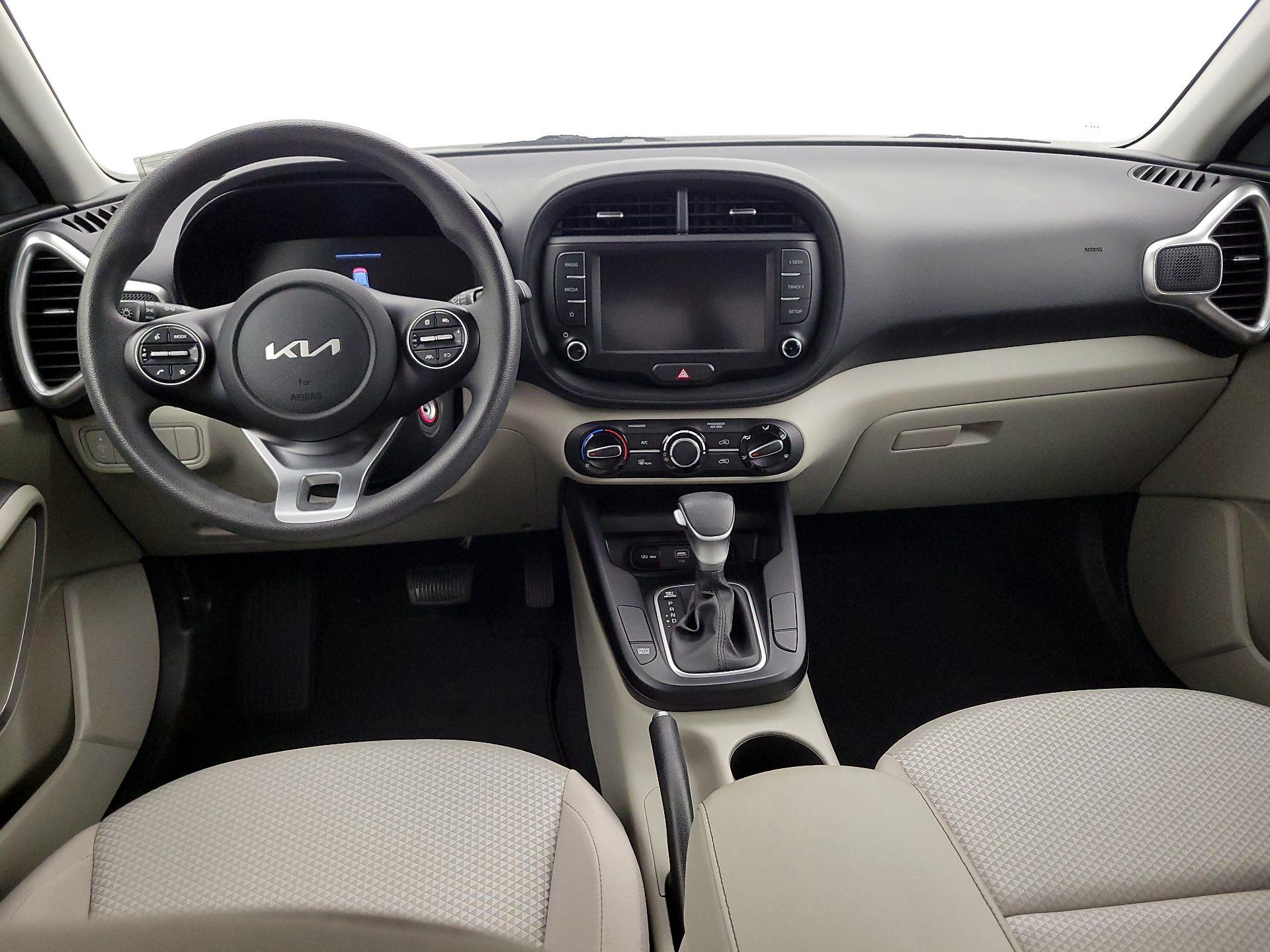 Thumbnail: 2023 Kia Soul - 9