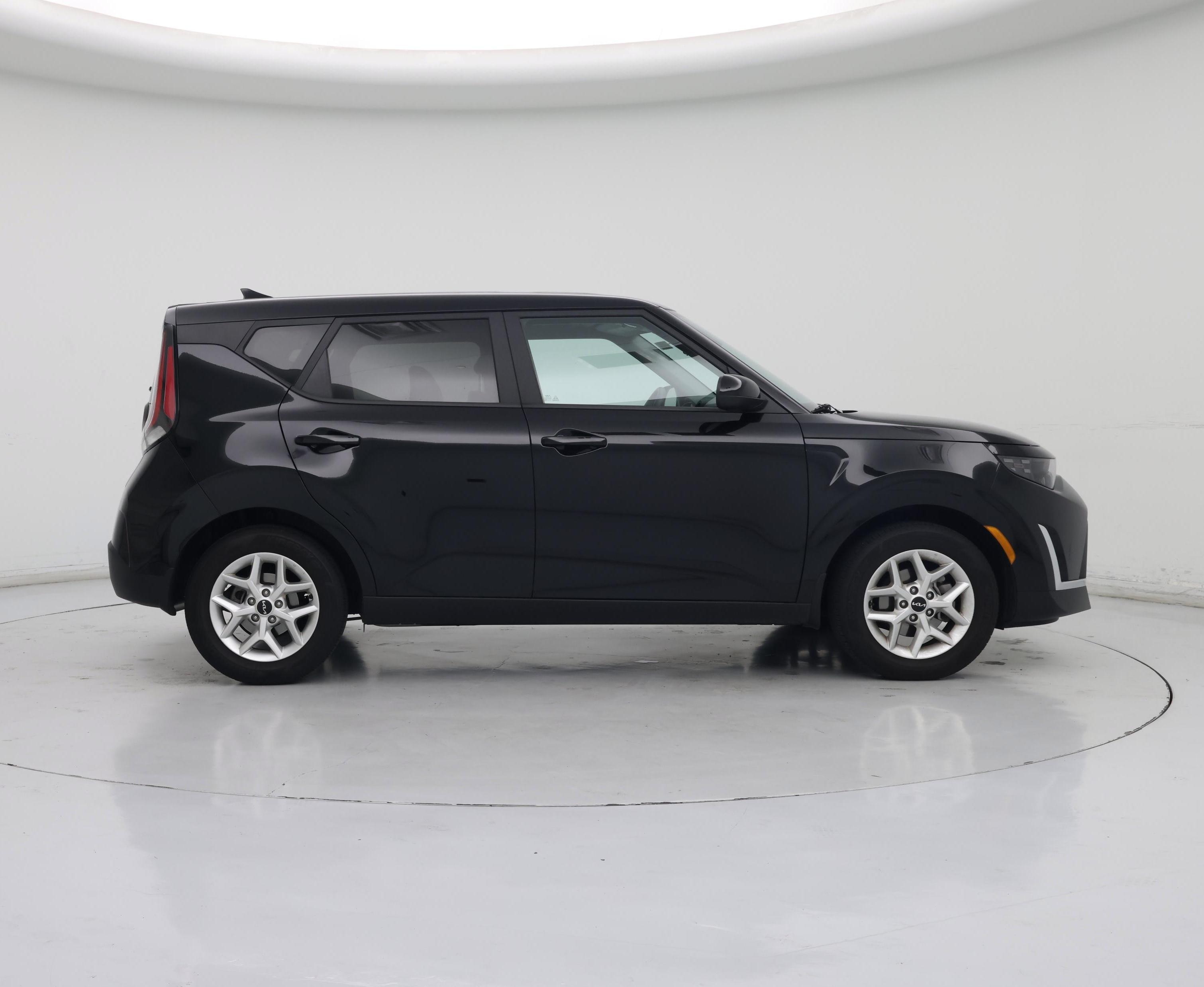Thumbnail: 2023 Kia Soul - 7