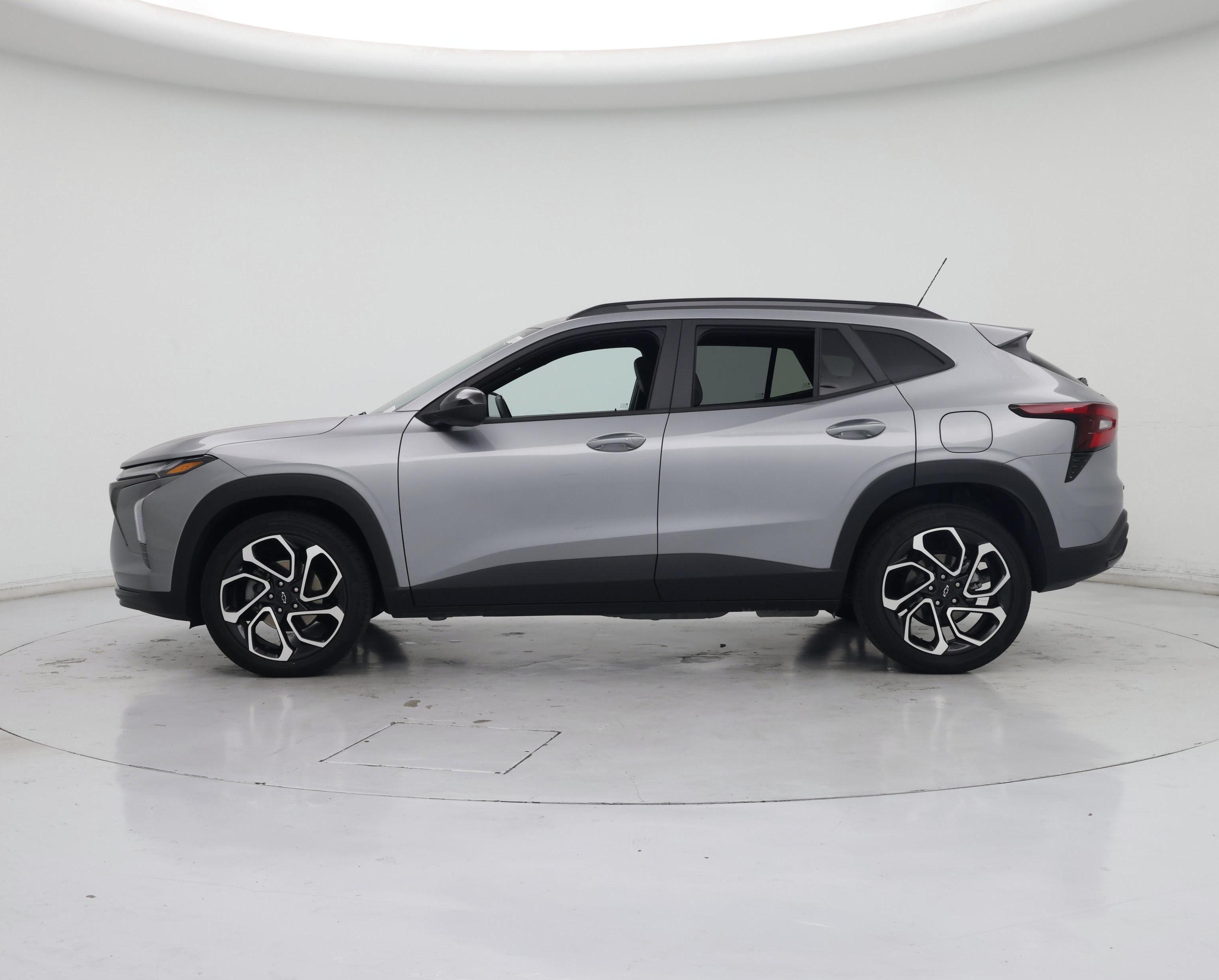 Thumbnail: 2024 Chevrolet Trax - 3