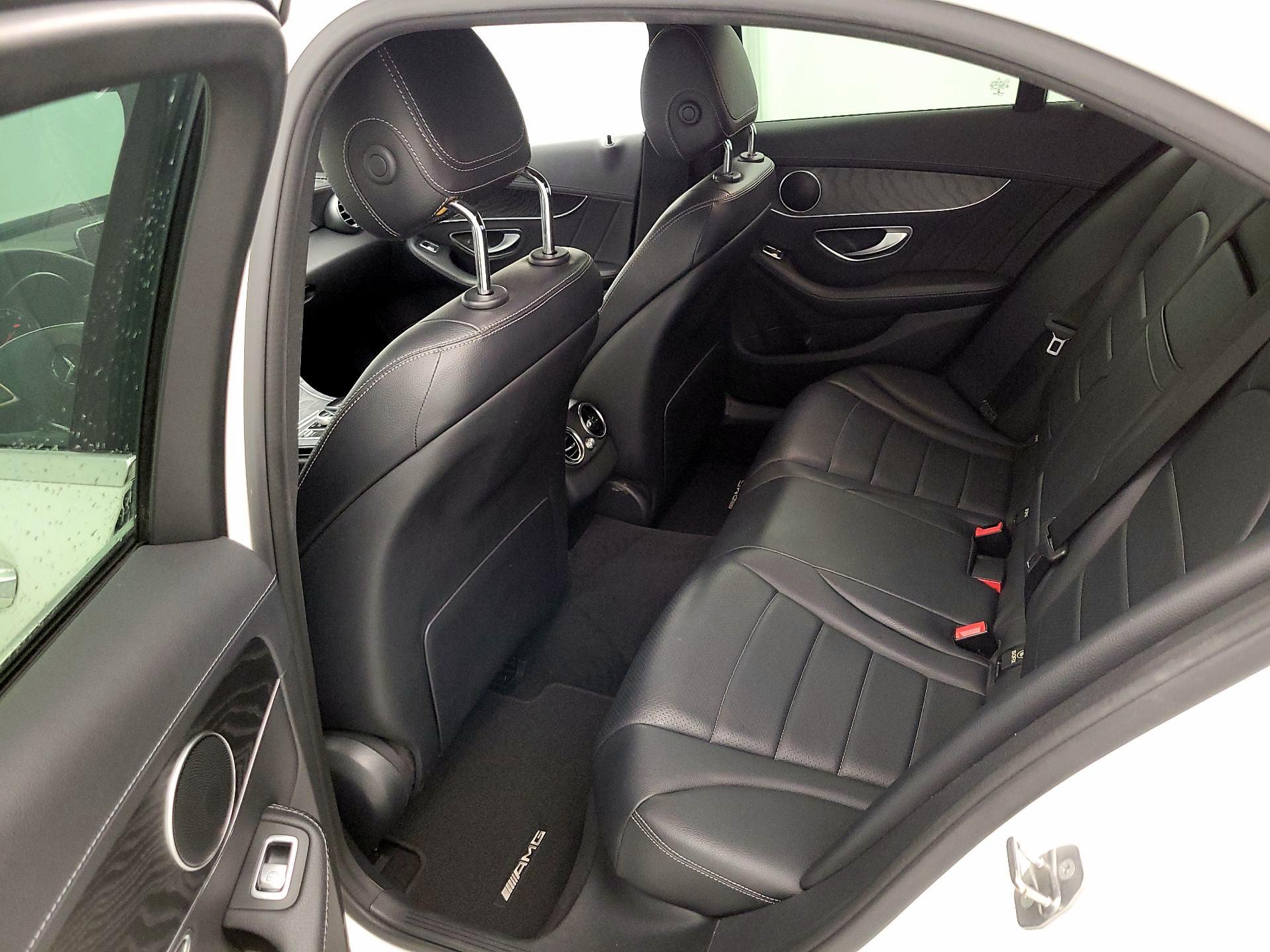 Thumbnail: 2016 Mercedes-Benz C-Class - 18