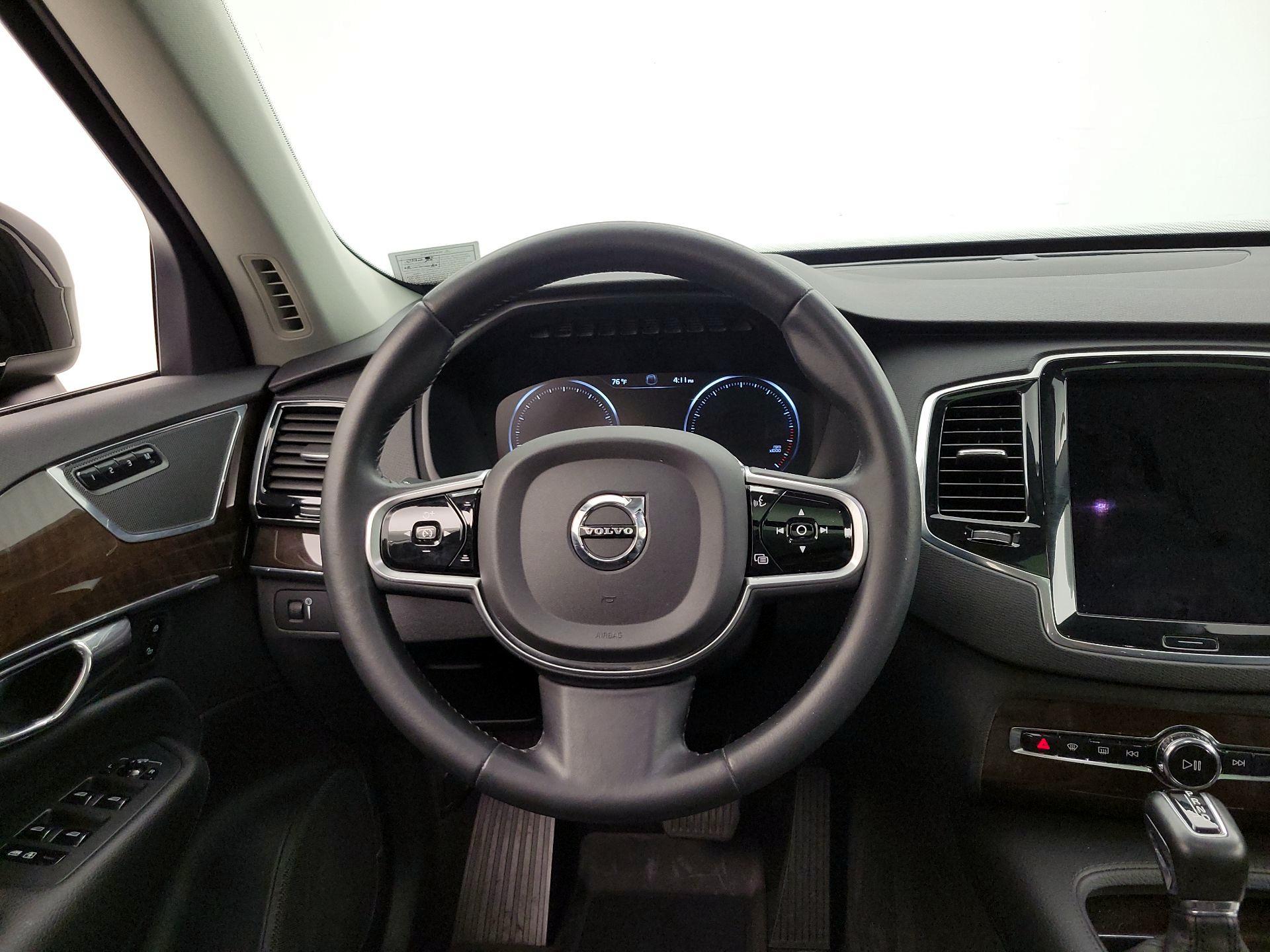 Thumbnail: 2016 Volvo XC90 - 10