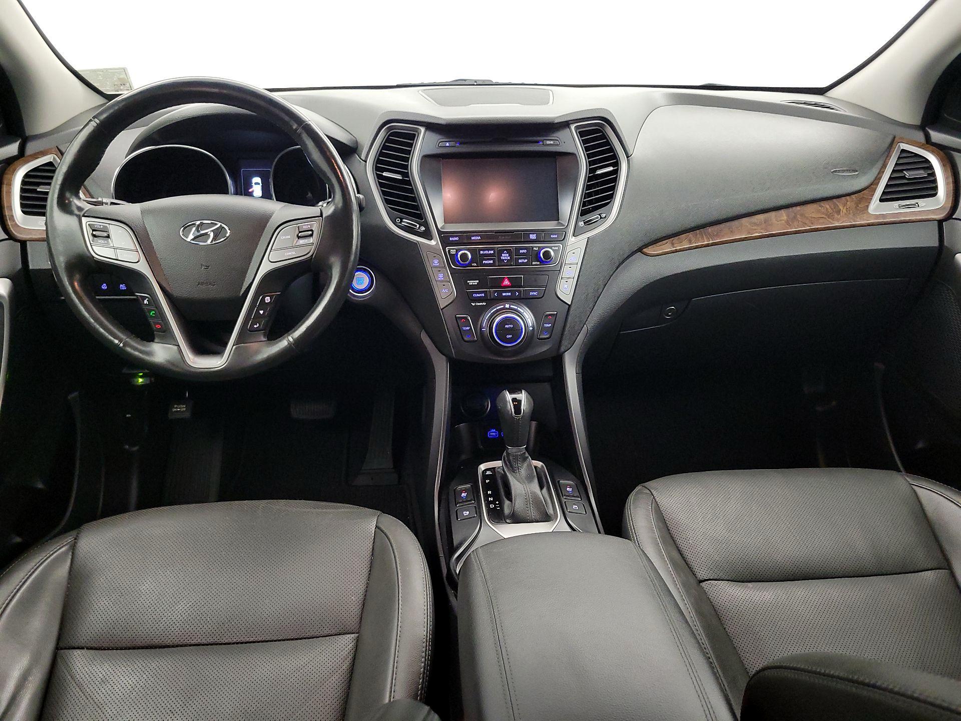 Thumbnail: 2017 Hyundai Santa Fe - 9