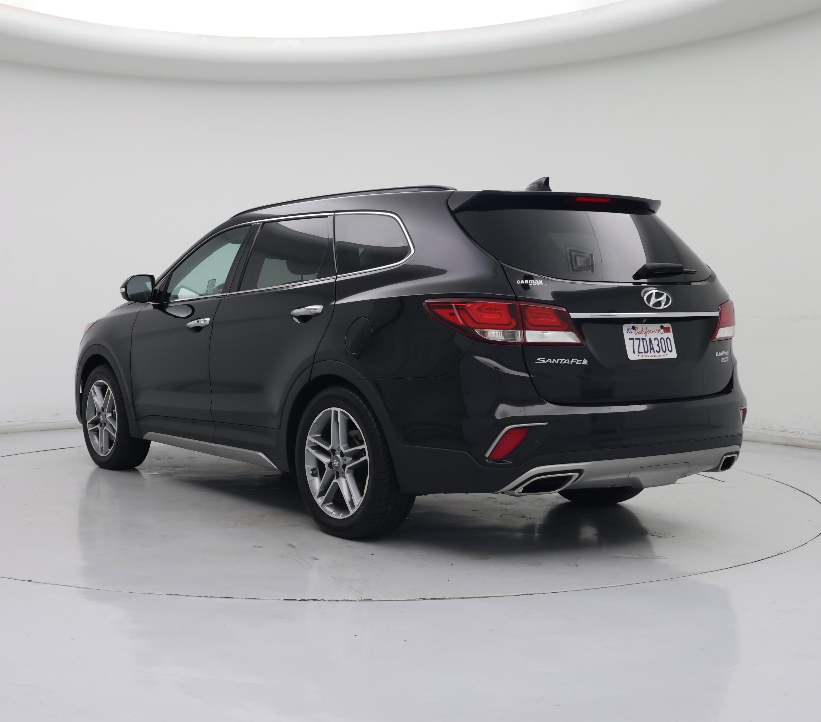 Thumbnail: 2017 Hyundai Santa Fe - 2