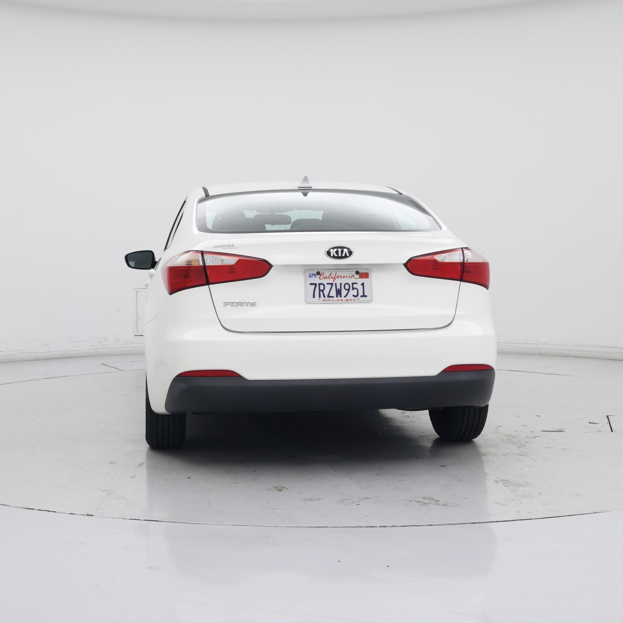 Thumbnail: 2016 Kia Forte - 6