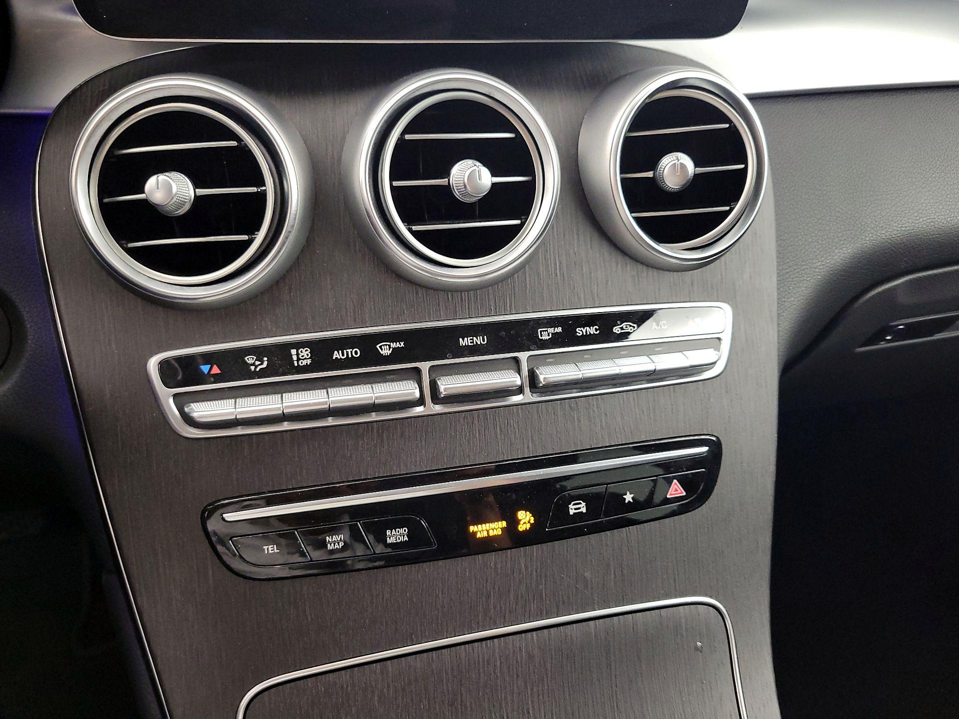 Thumbnail: 2021 Mercedes-Benz GLC - 16