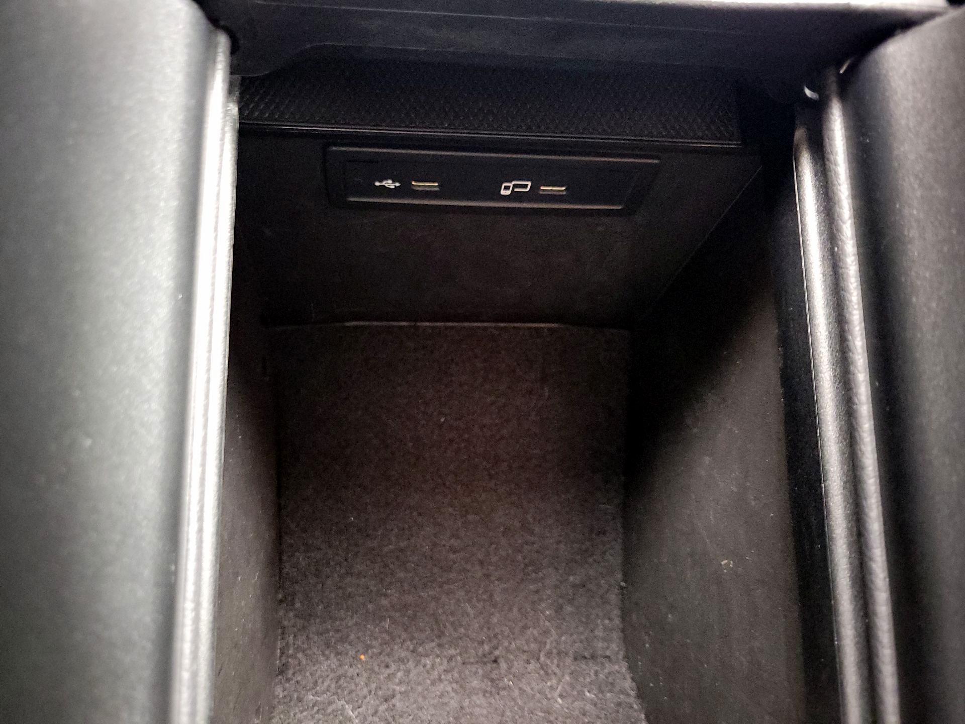 Thumbnail: 2021 Mercedes-Benz GLC - 18