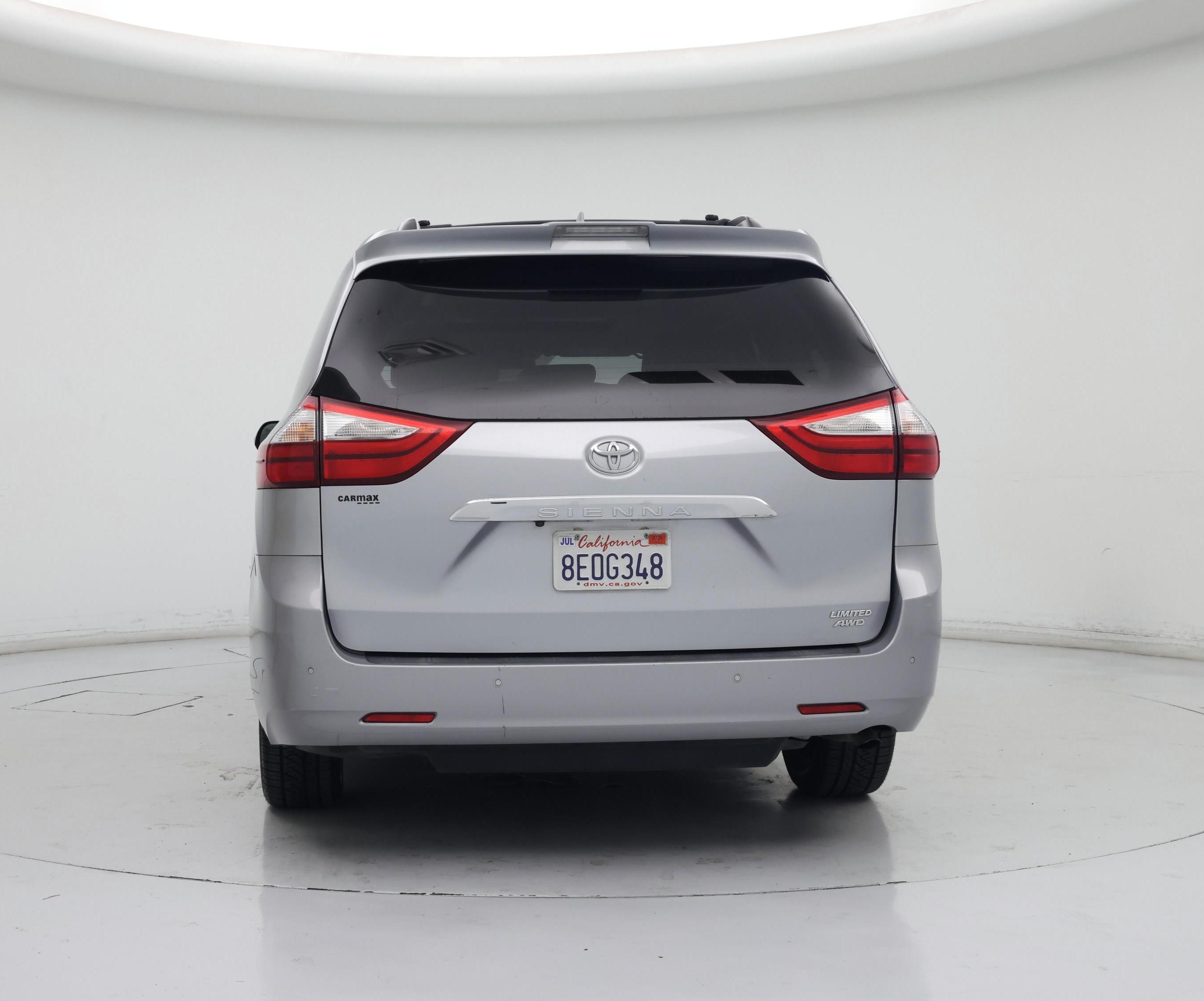 Thumbnail: 2018 Toyota Sienna - 6