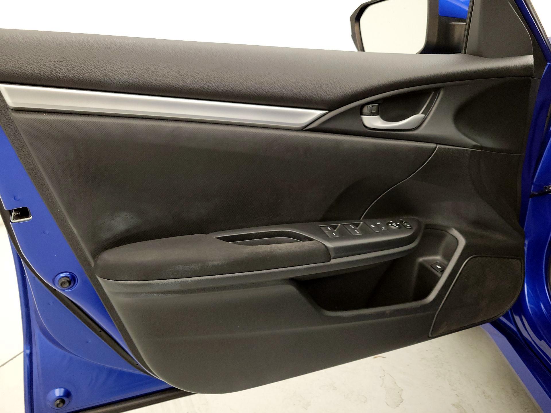Thumbnail: 2019 Honda Civic - 12