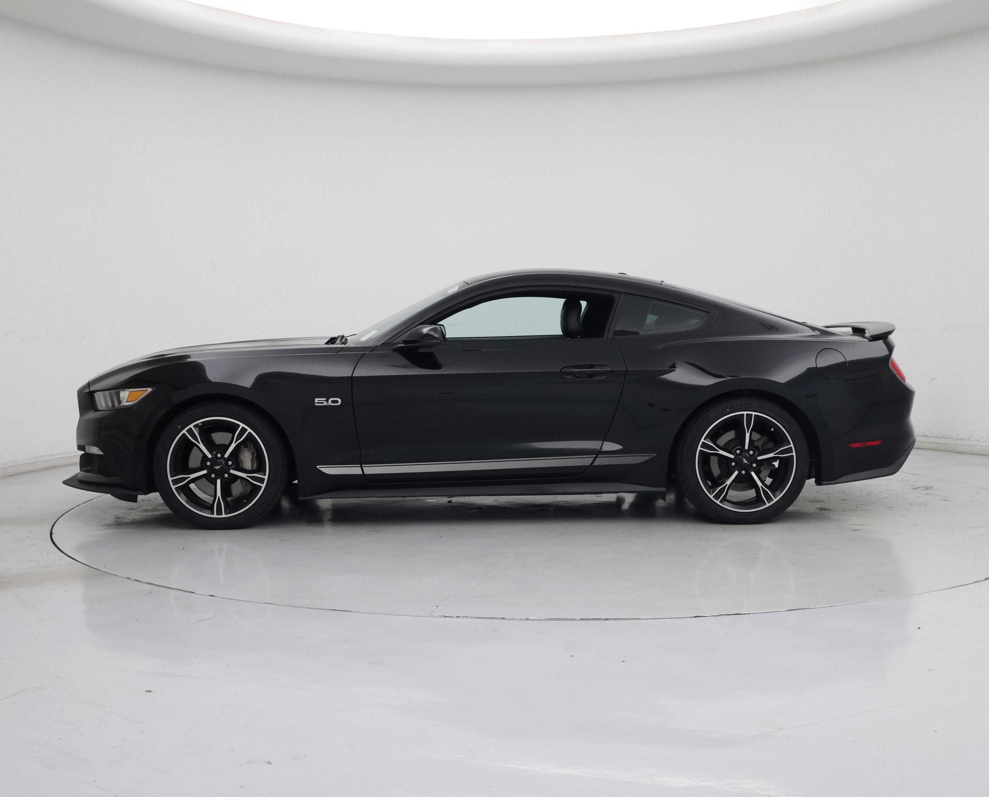 Thumbnail: 2017 Ford Mustang - 3