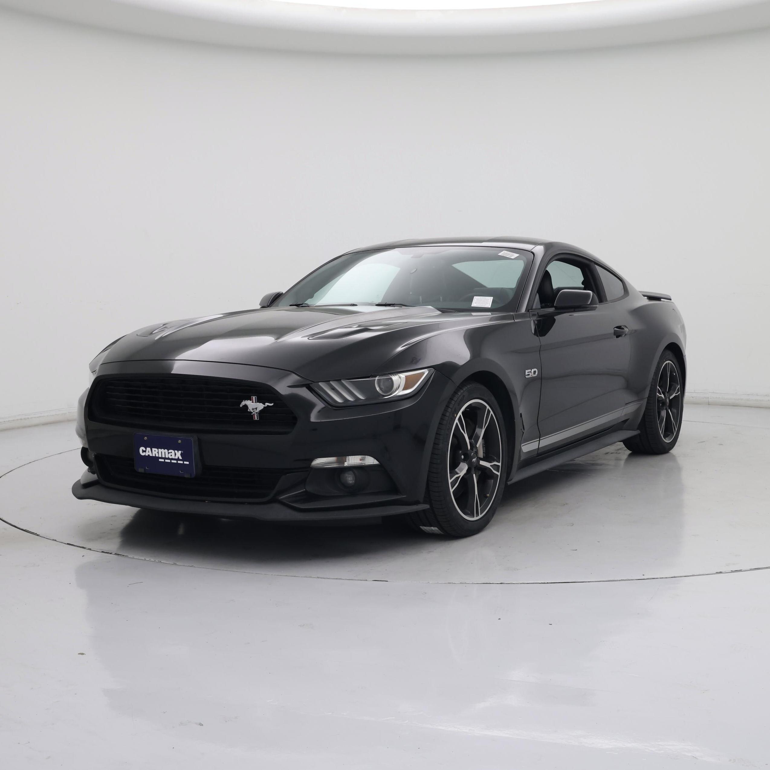Thumbnail: 2017 Ford Mustang - 4