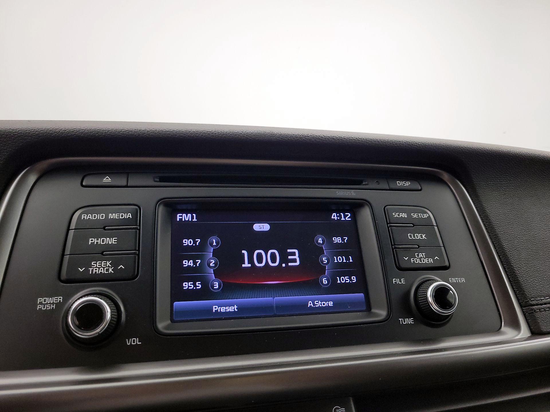 Thumbnail: 2016 Kia Optima - 15