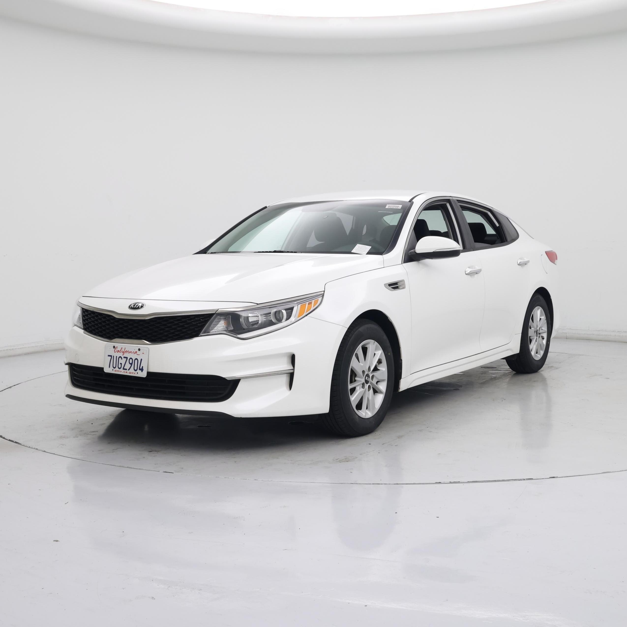 Thumbnail: 2016 Kia Optima - 4