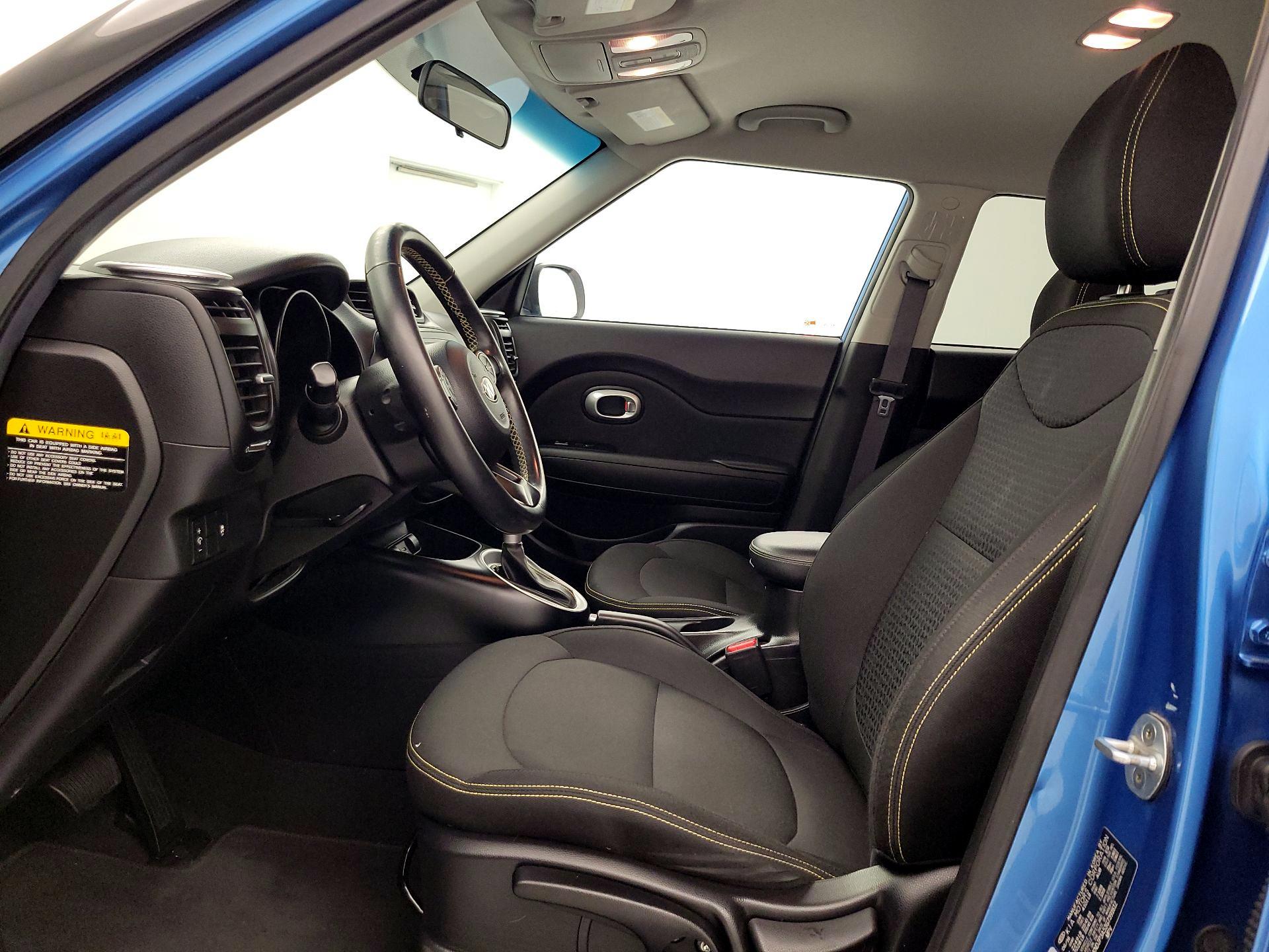 Thumbnail: 2016 Kia Soul - 11