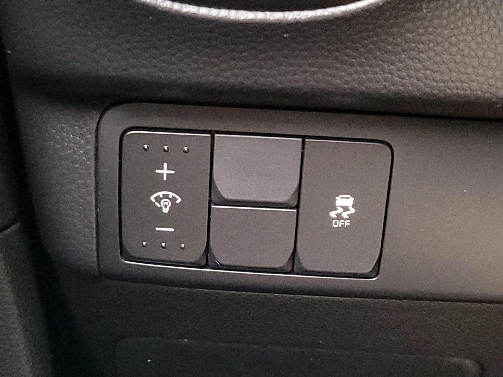 Thumbnail: 2016 Kia Soul - 13