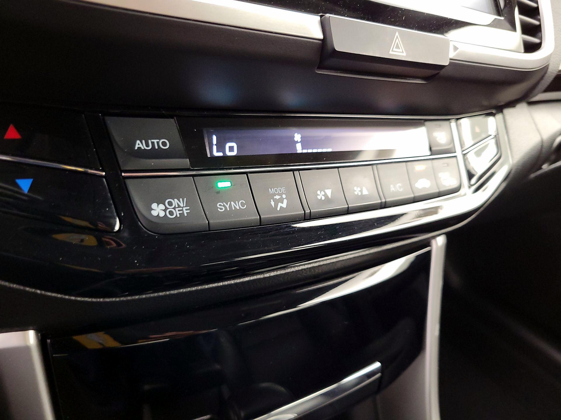 Thumbnail: 2017 Honda Accord - 16