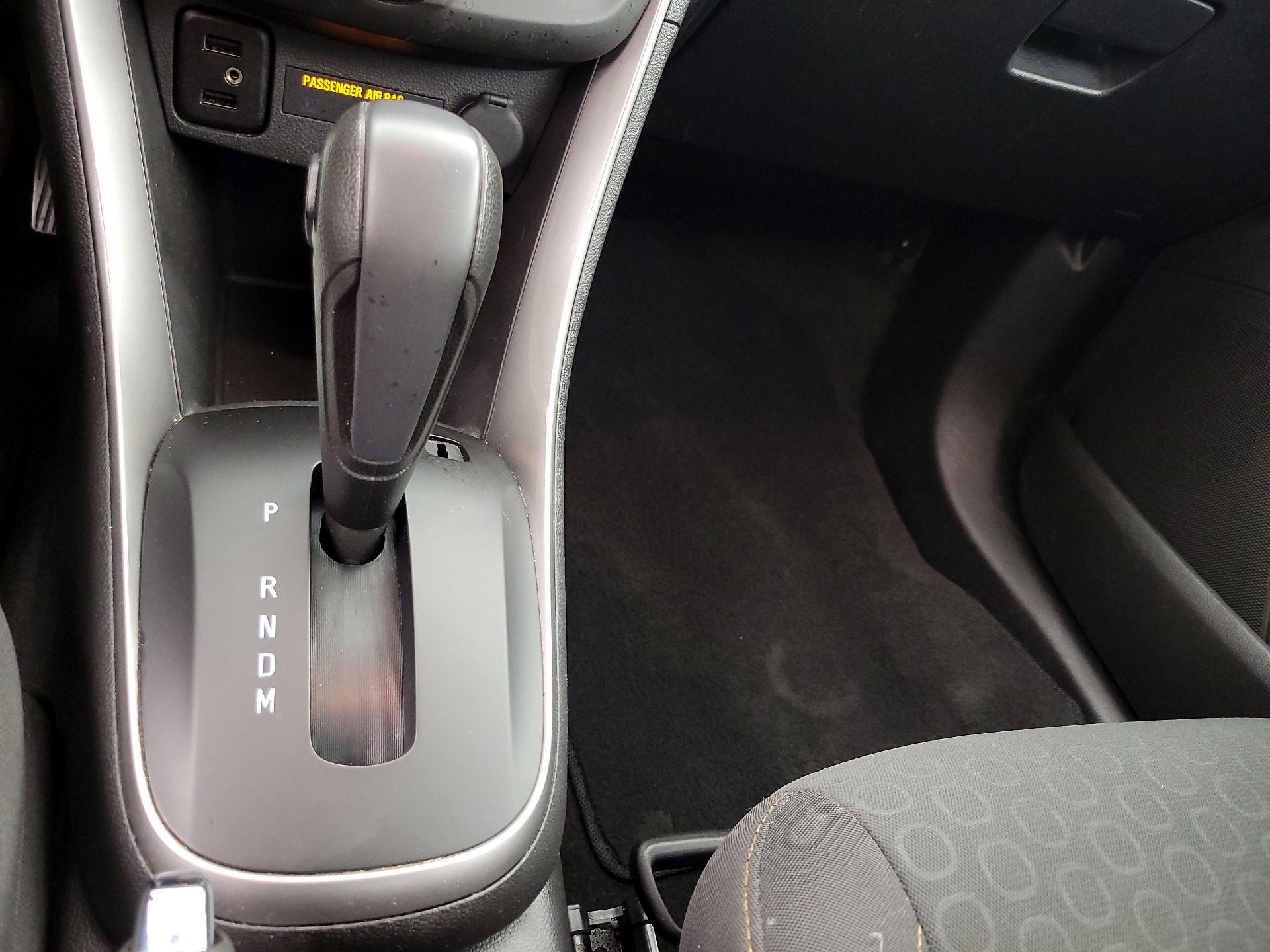Thumbnail: 2017 Chevrolet Trax - 17