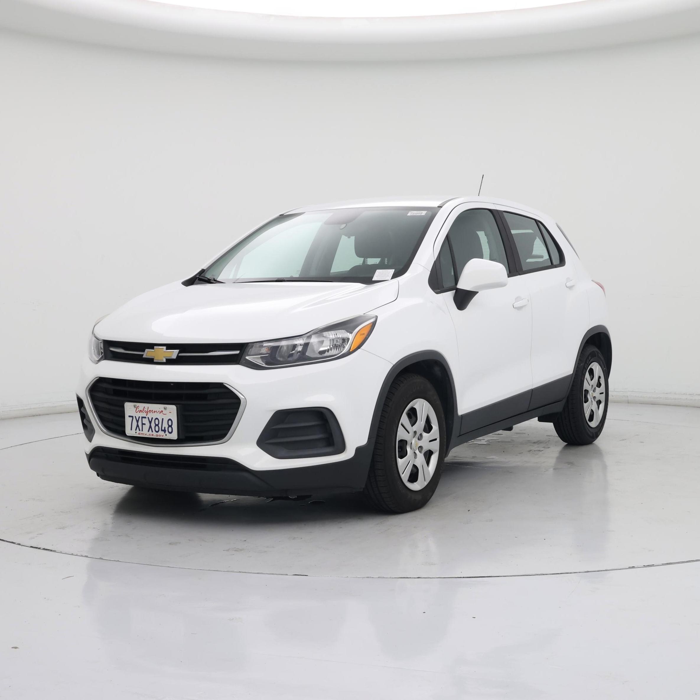 Thumbnail: 2017 Chevrolet Trax - 4