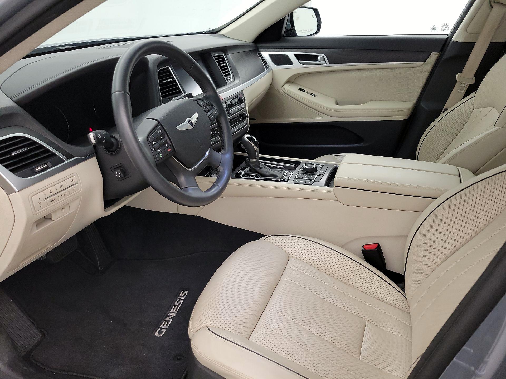 Thumbnail: 2015 Hyundai Genesis - 11