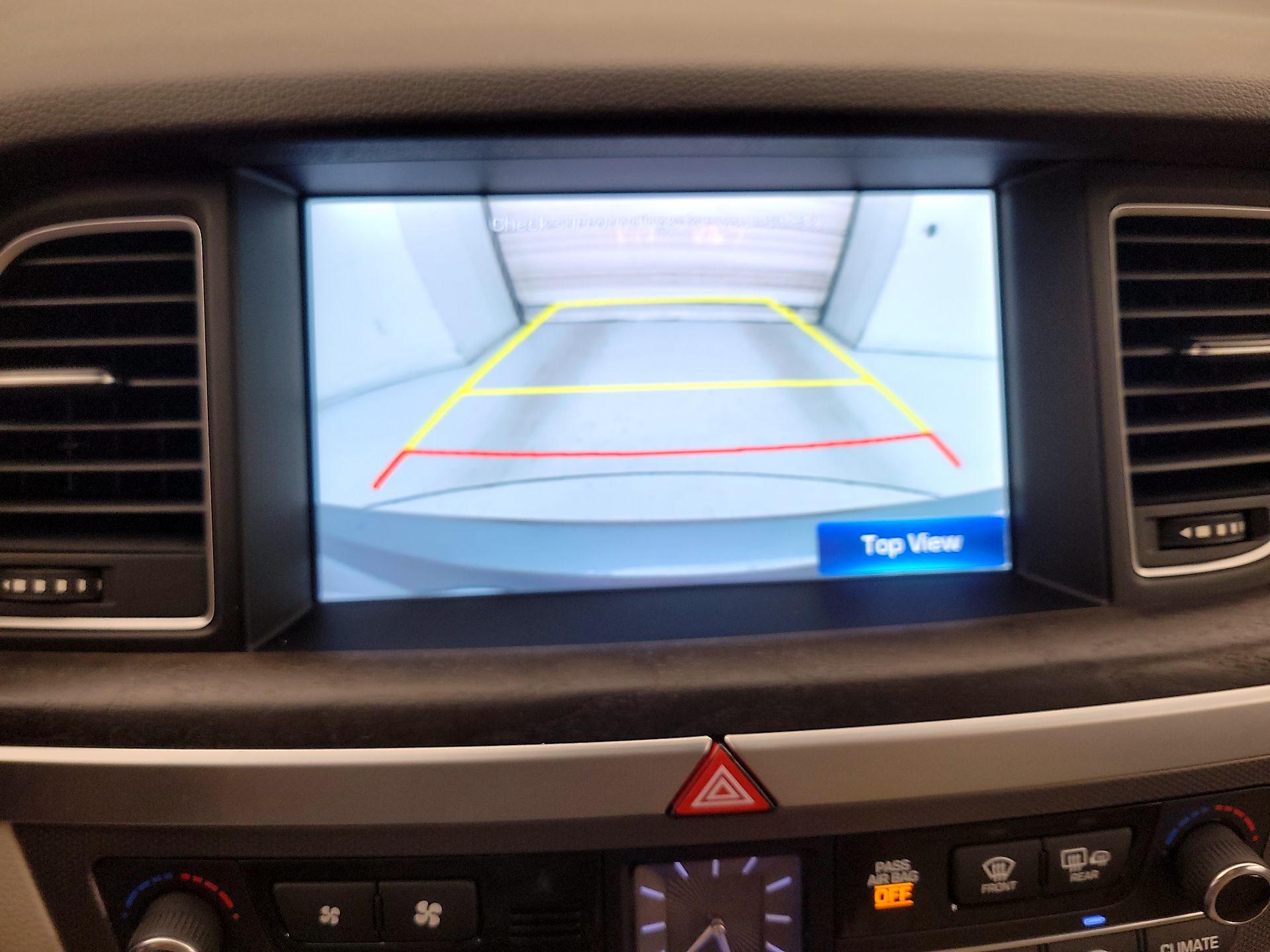 Thumbnail: 2015 Hyundai Genesis - 15