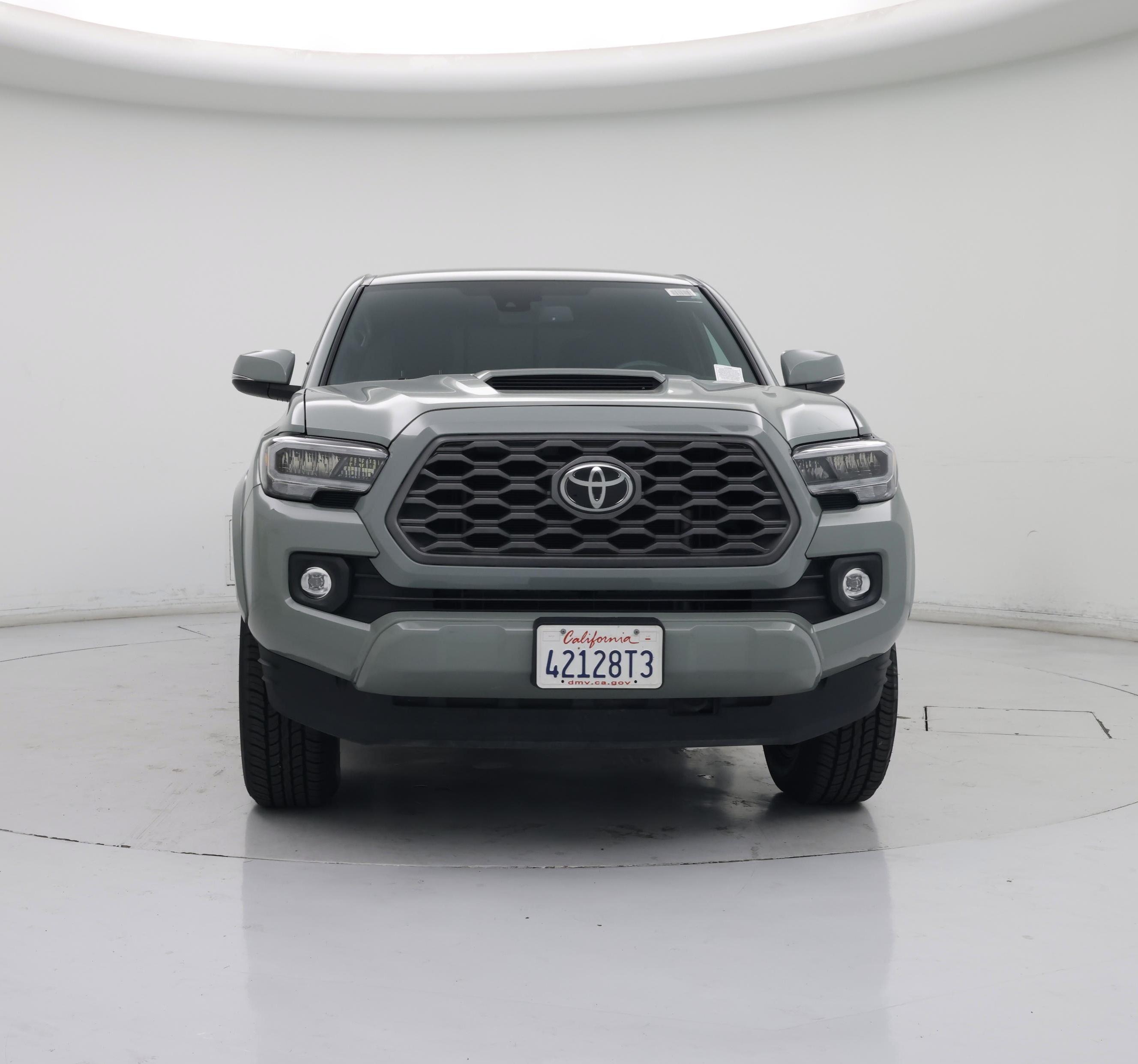 Thumbnail: 2023 Toyota Tacoma - 5