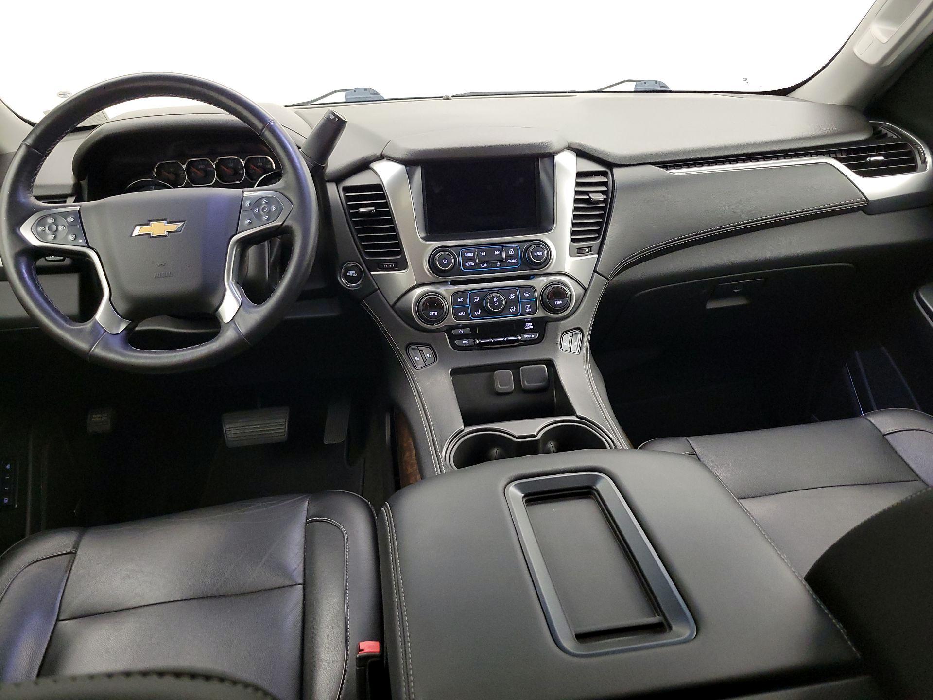 Thumbnail: 2018 Chevrolet Suburban - 9